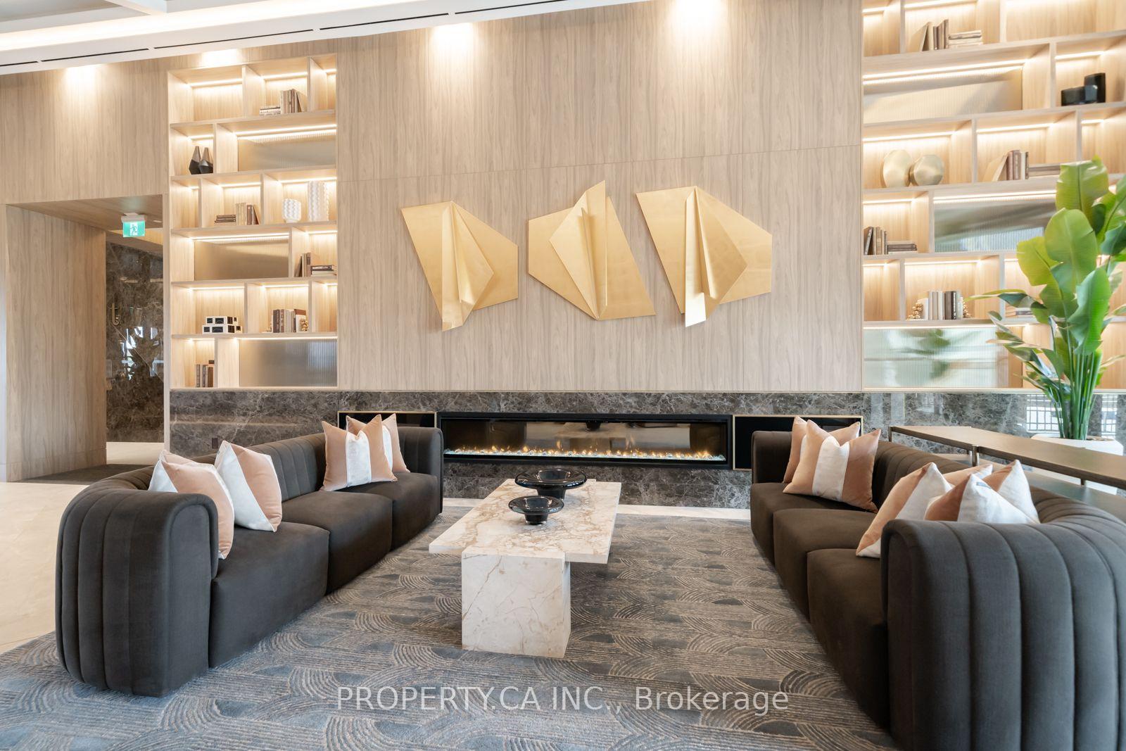 Photo 3 of Unit 602, 5 Meadowdale Road, Vaughan, Vaughan Corporate Centre — HOMEH