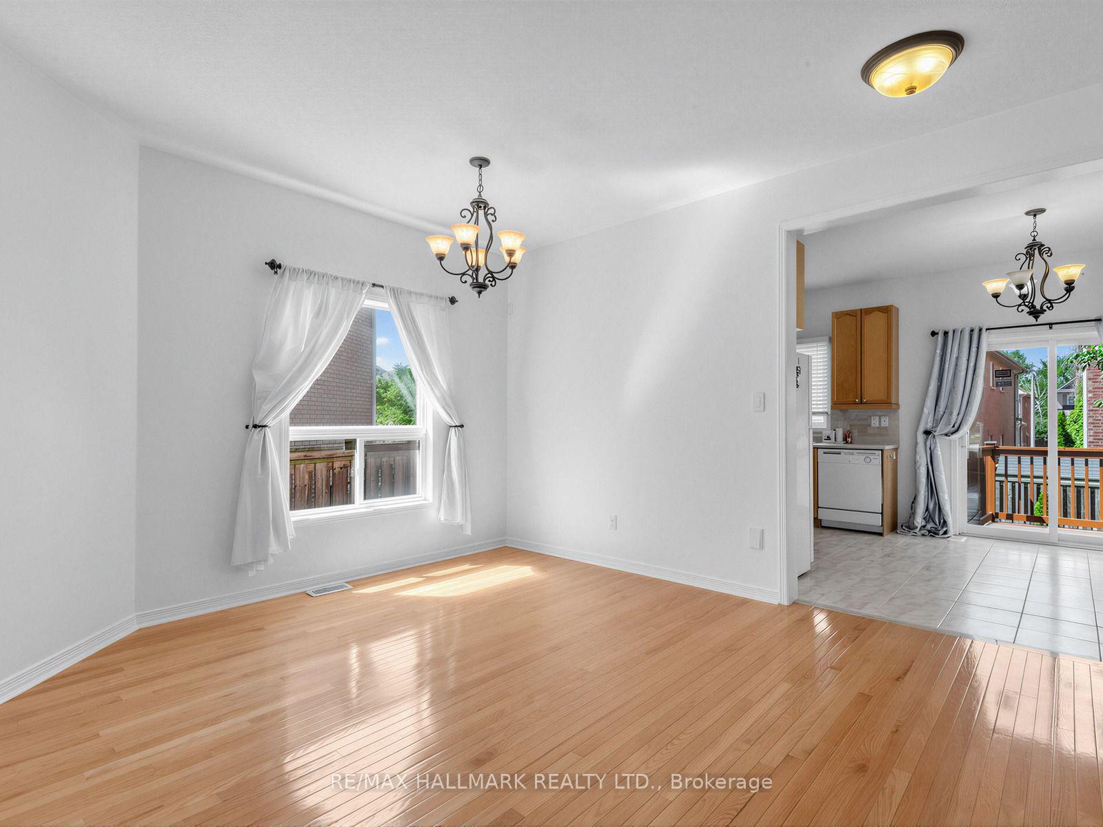 Photo 11 of 79 Wheelwright Drive, Richmond Hill, Oak Ridges Lake Wilcox — HOMEH