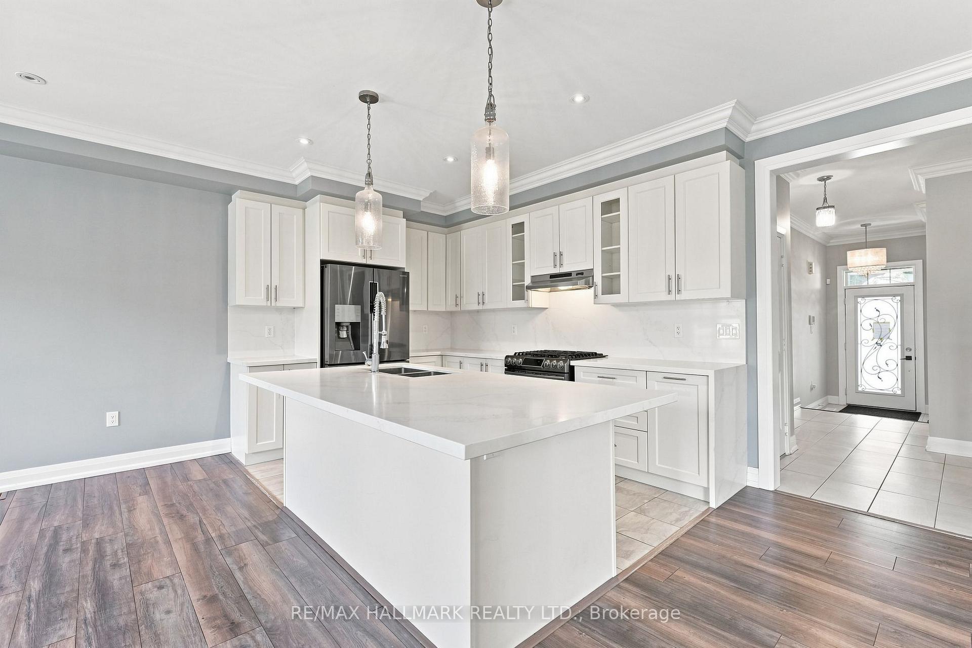 Photo 15 of 82 Martin Trail, New Tecumseth, Tottenham — HOMEH