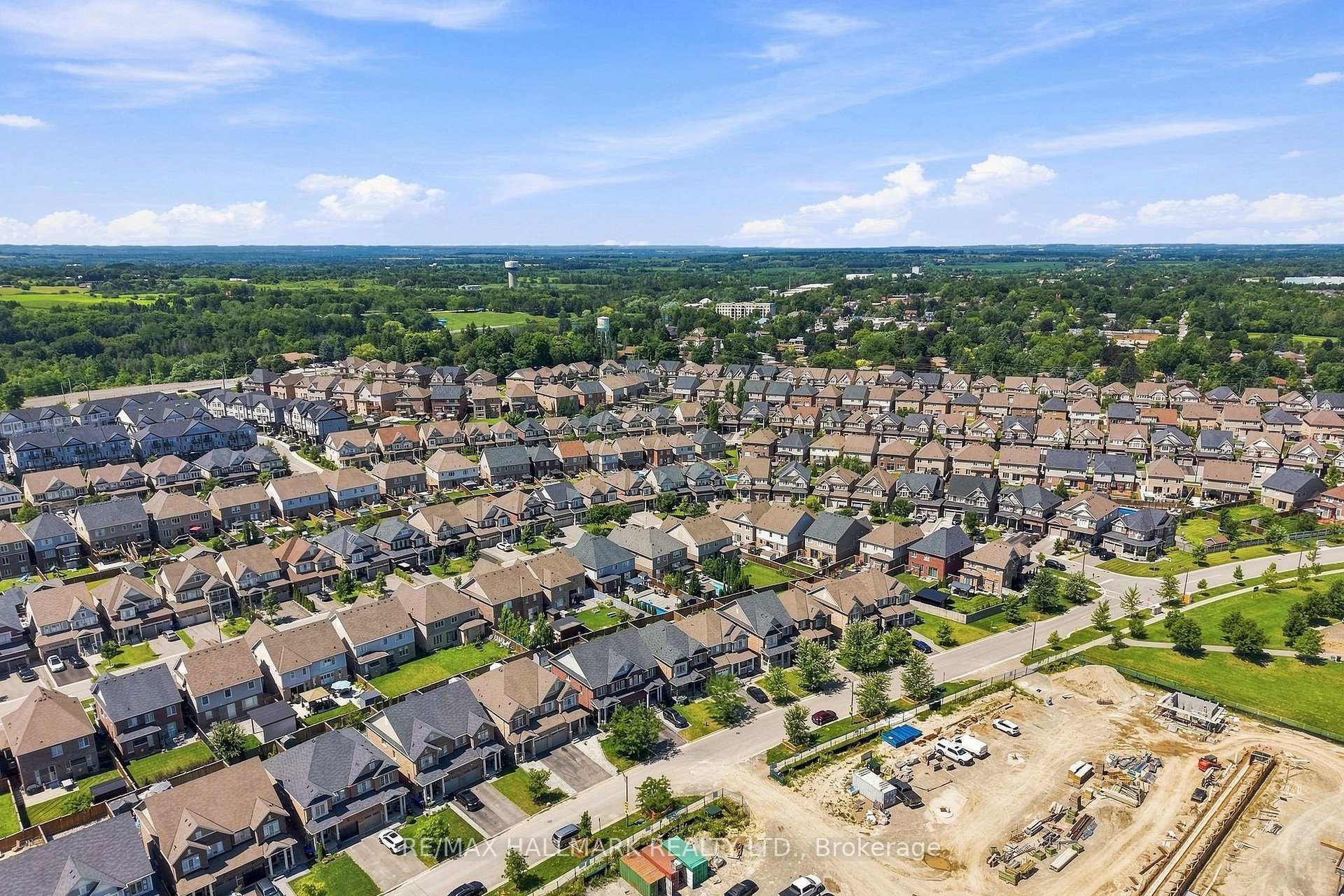 Photo 66 of 82 Martin Trail, New Tecumseth, Tottenham — HOMEH