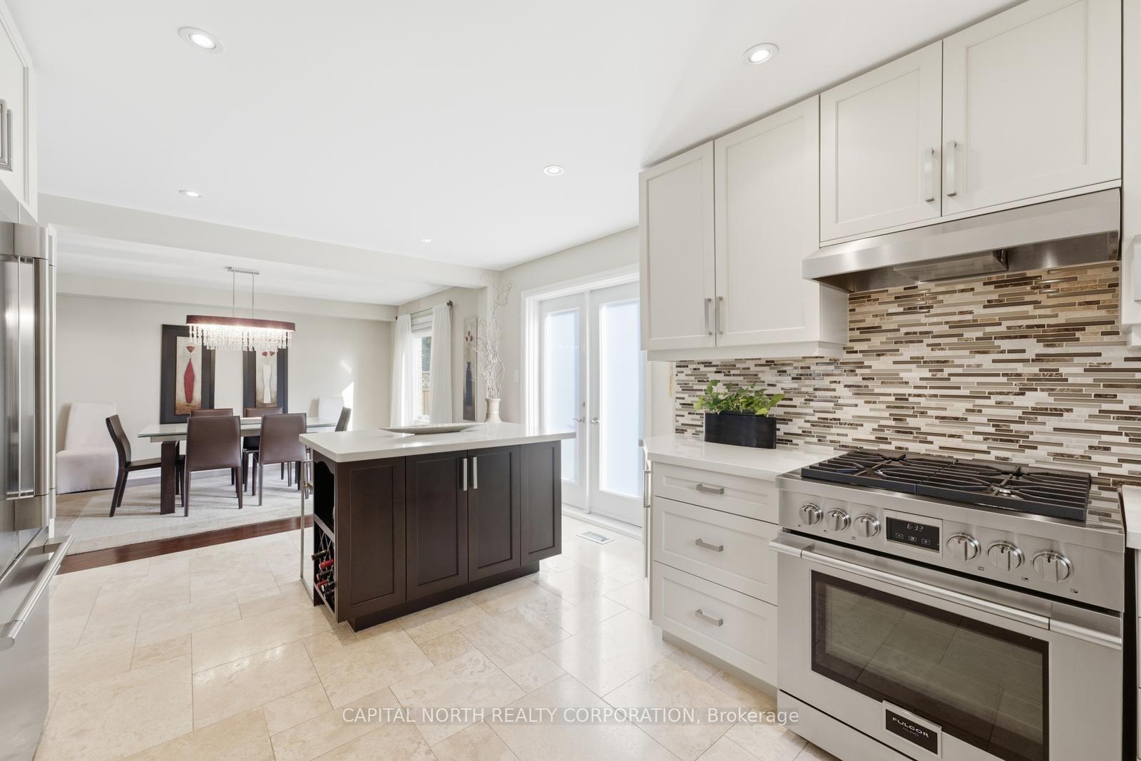 Photo 12 of 40 Claremont Lane, Vaughan, West Woodbridge — HOMEH