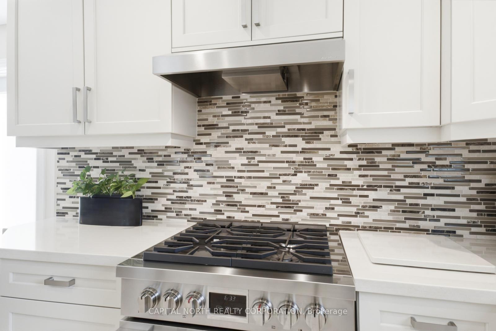 Photo 13 of 40 Claremont Lane, Vaughan, West Woodbridge — HOMEH