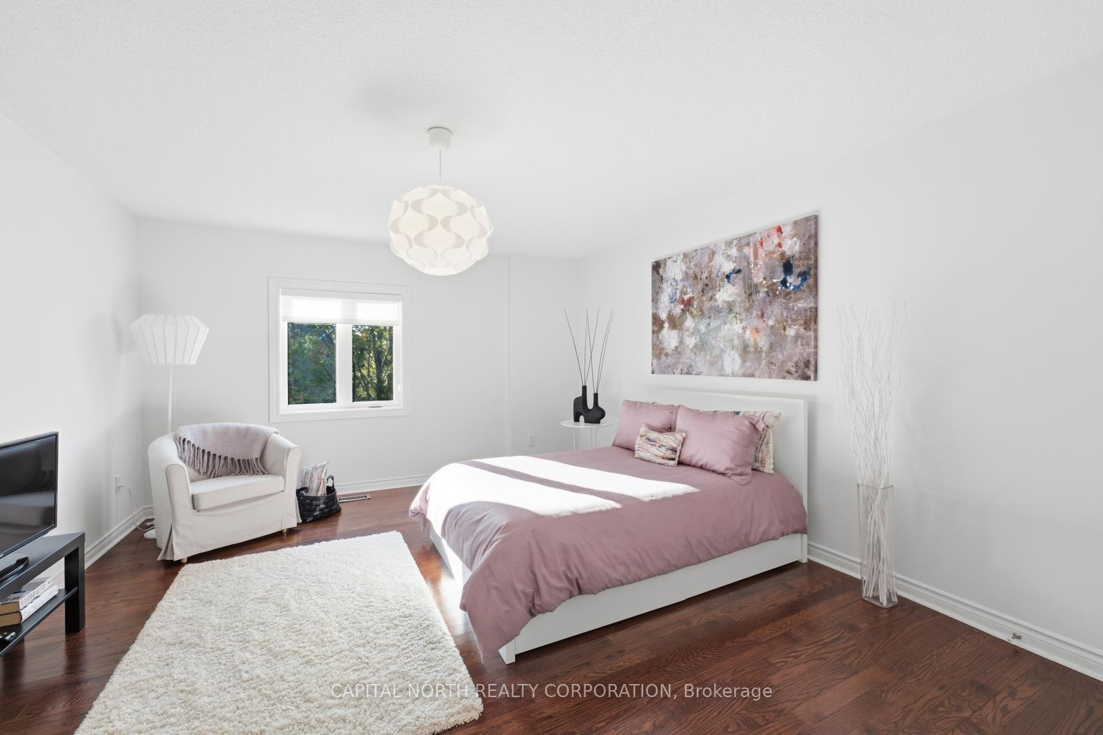 Photo 28 of 40 Claremont Lane, Vaughan, West Woodbridge — HOMEH