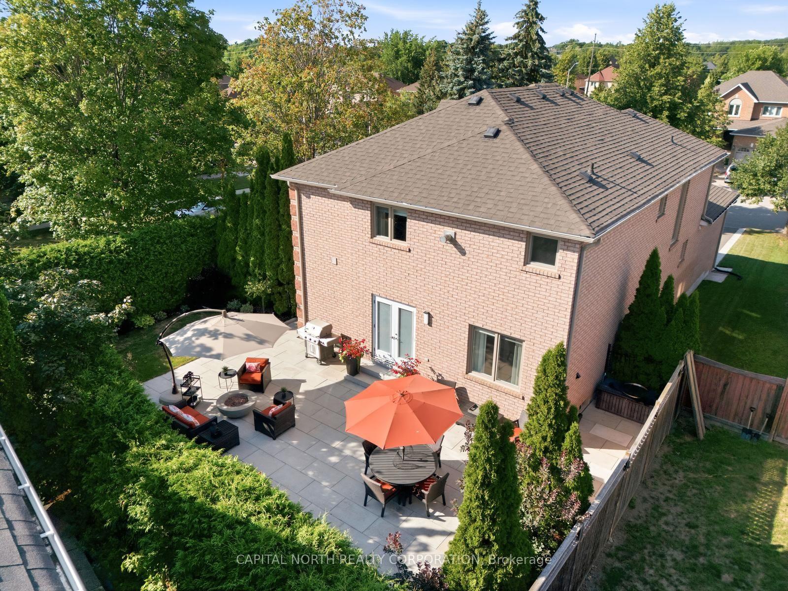Photo 42 of 40 Claremont Lane, Vaughan, West Woodbridge — HOMEH