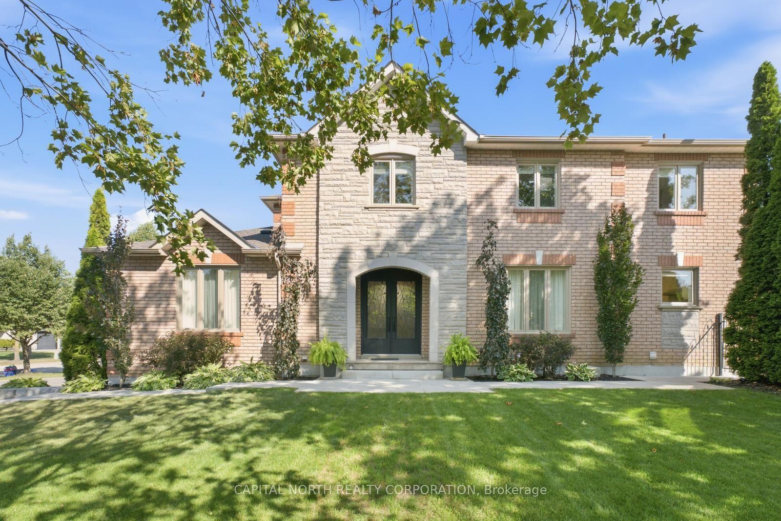Photo 49 of 40 Claremont Lane, Vaughan, West Woodbridge — HOMEH