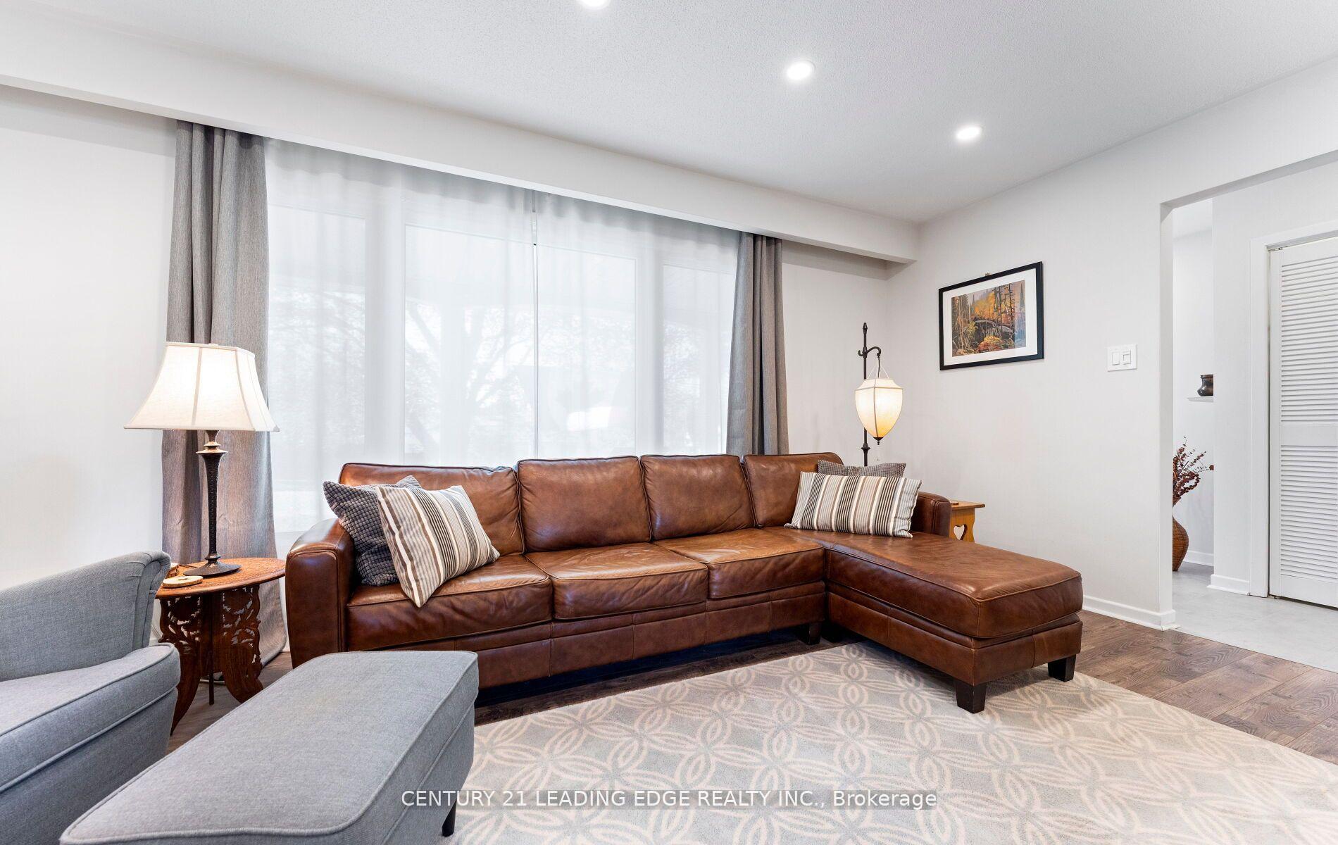 Photo 17 of 45 Bayview Drive, Barrie, Allandale — HOMEH