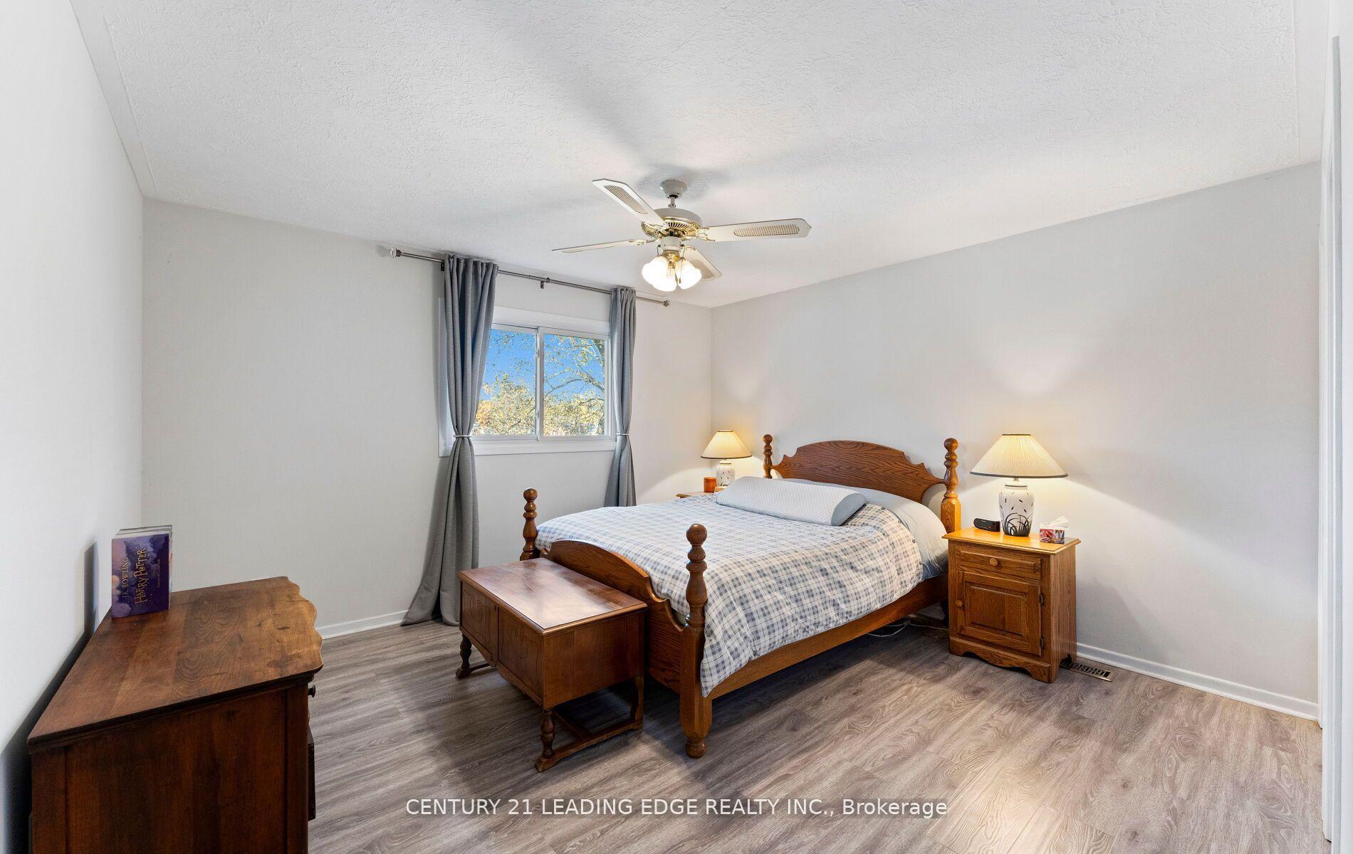 Photo 31 of 45 Bayview Drive, Barrie, Allandale — HOMEH