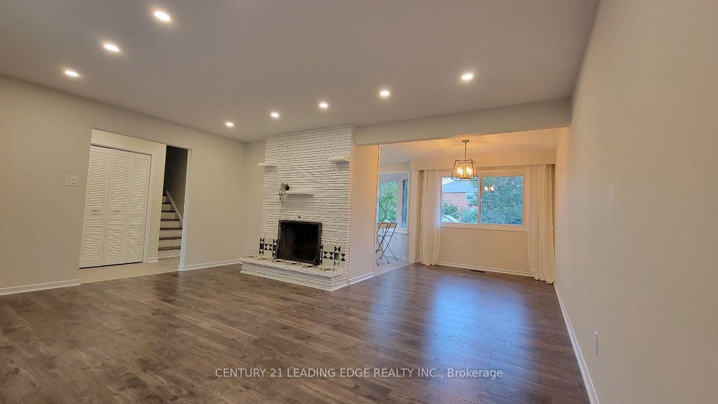 Photo 12 of 45 Bayview Drive, Barrie, Allandale — HOMEH