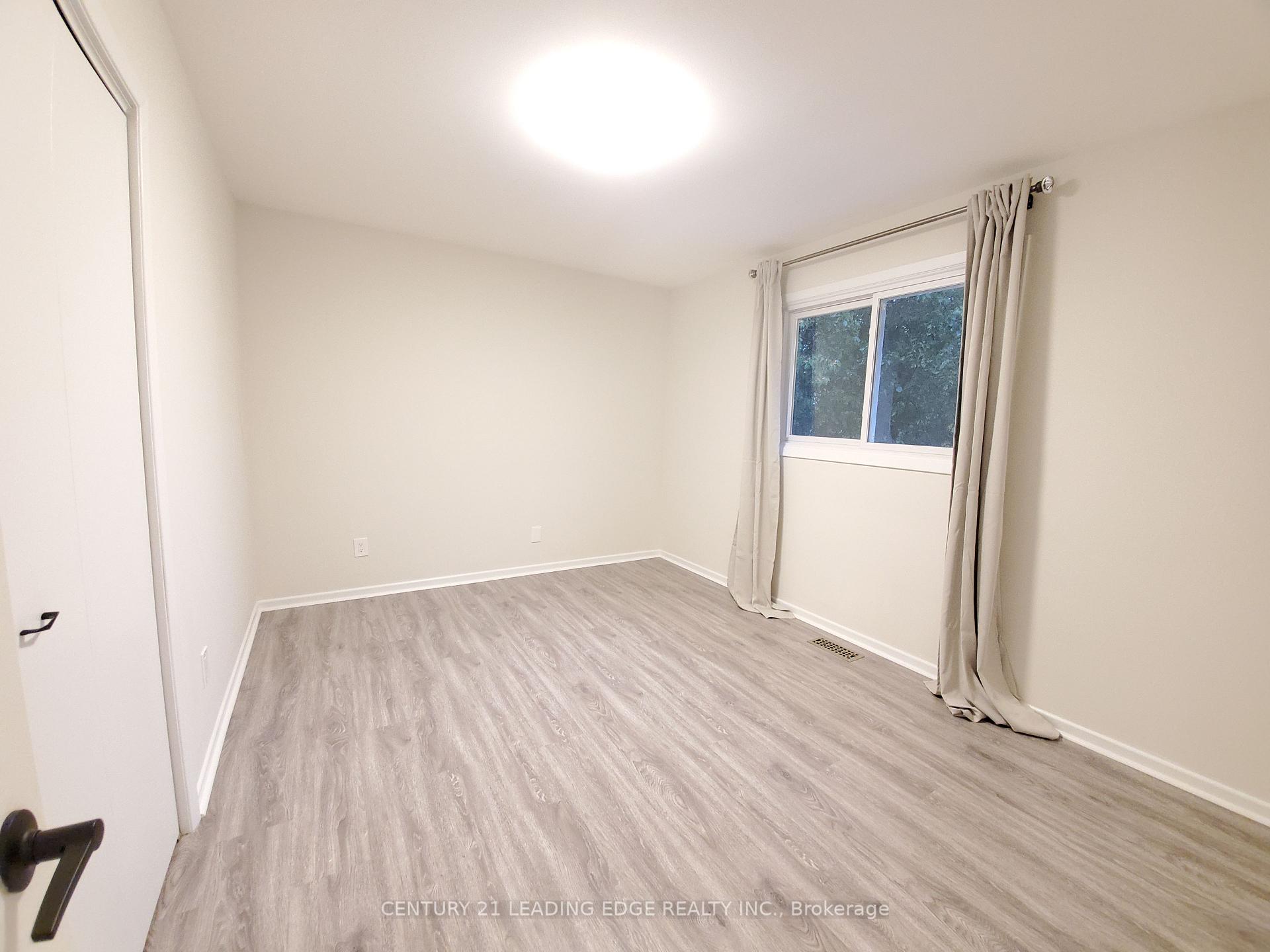 Photo 30 of 45 Bayview Drive, Barrie, Allandale — HOMEH