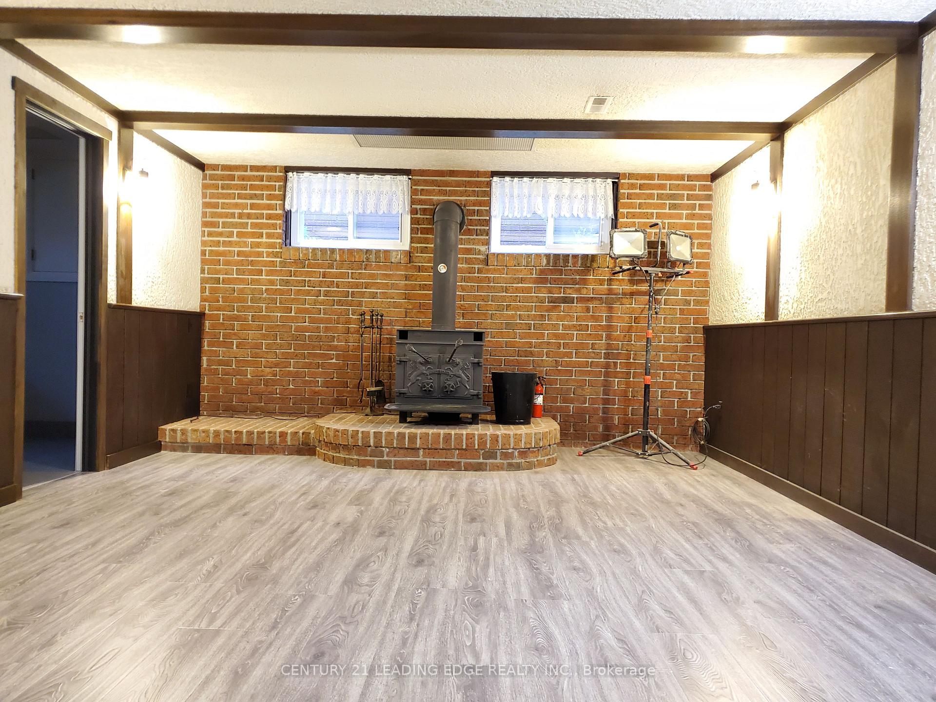 Photo 36 of 45 Bayview Drive, Barrie, Allandale — HOMEH