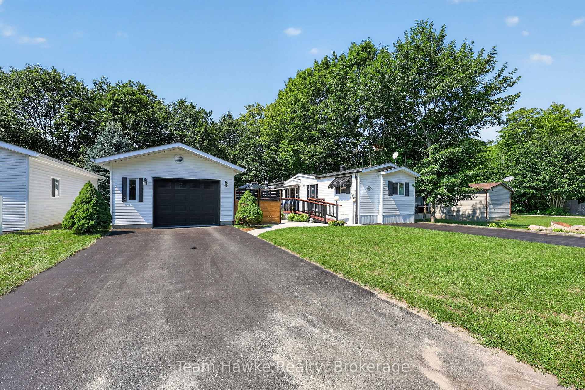 Photo 4 of Unit 58, 5411 Elliott Side Road, Tay, Rural Tay — HOMEH