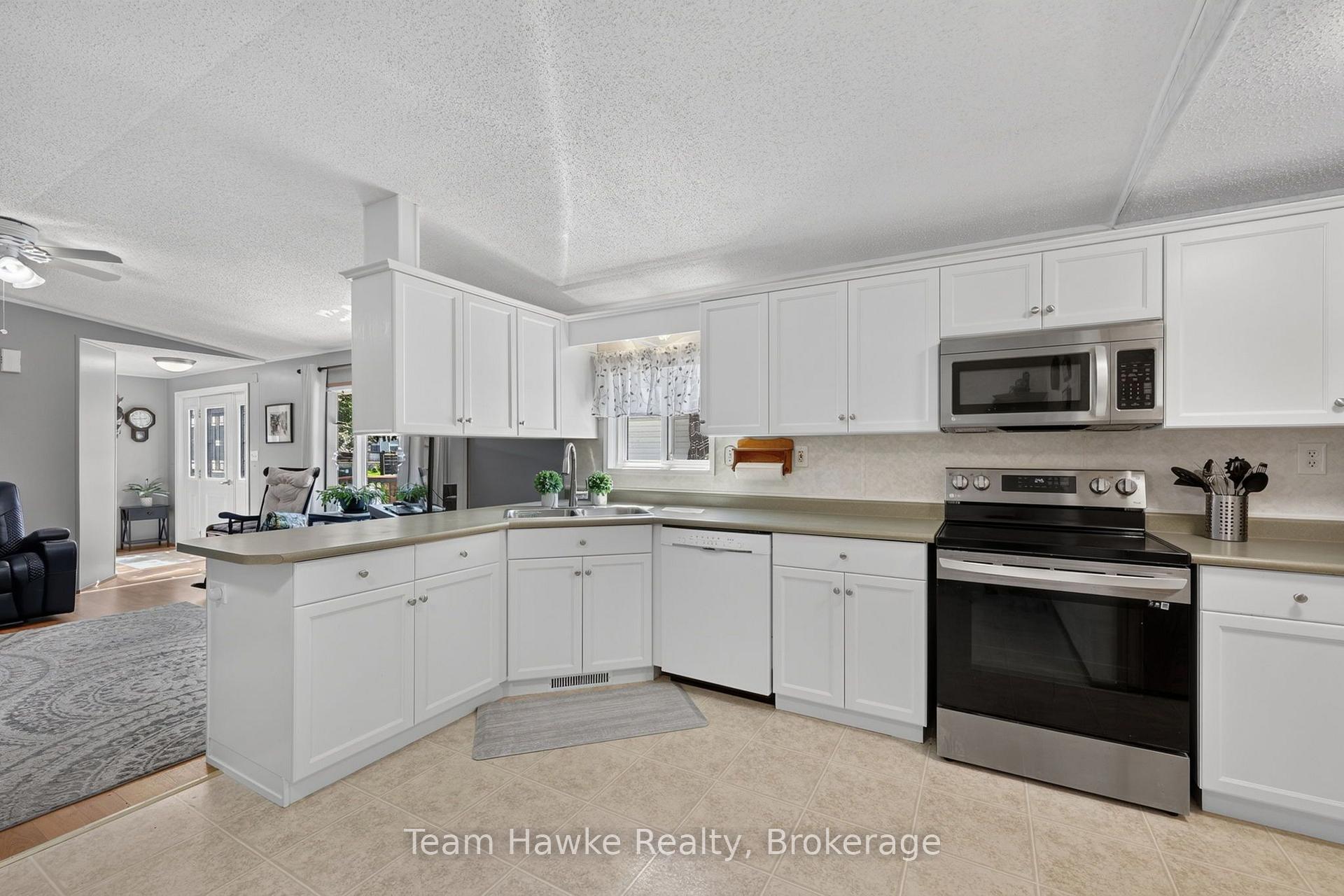 Photo 16 of Unit 58, 5411 Elliott Side Road, Tay, Rural Tay — HOMEH