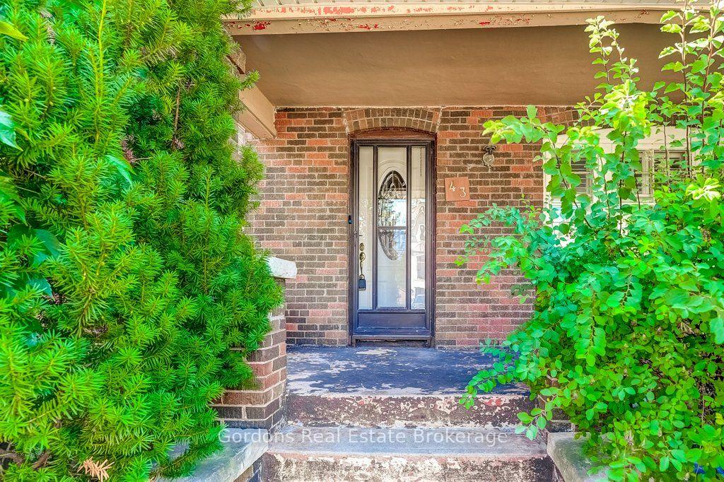 Photo 2 of 43 Melrose Avenue, Toronto, Lawrence Park North — HOMEH