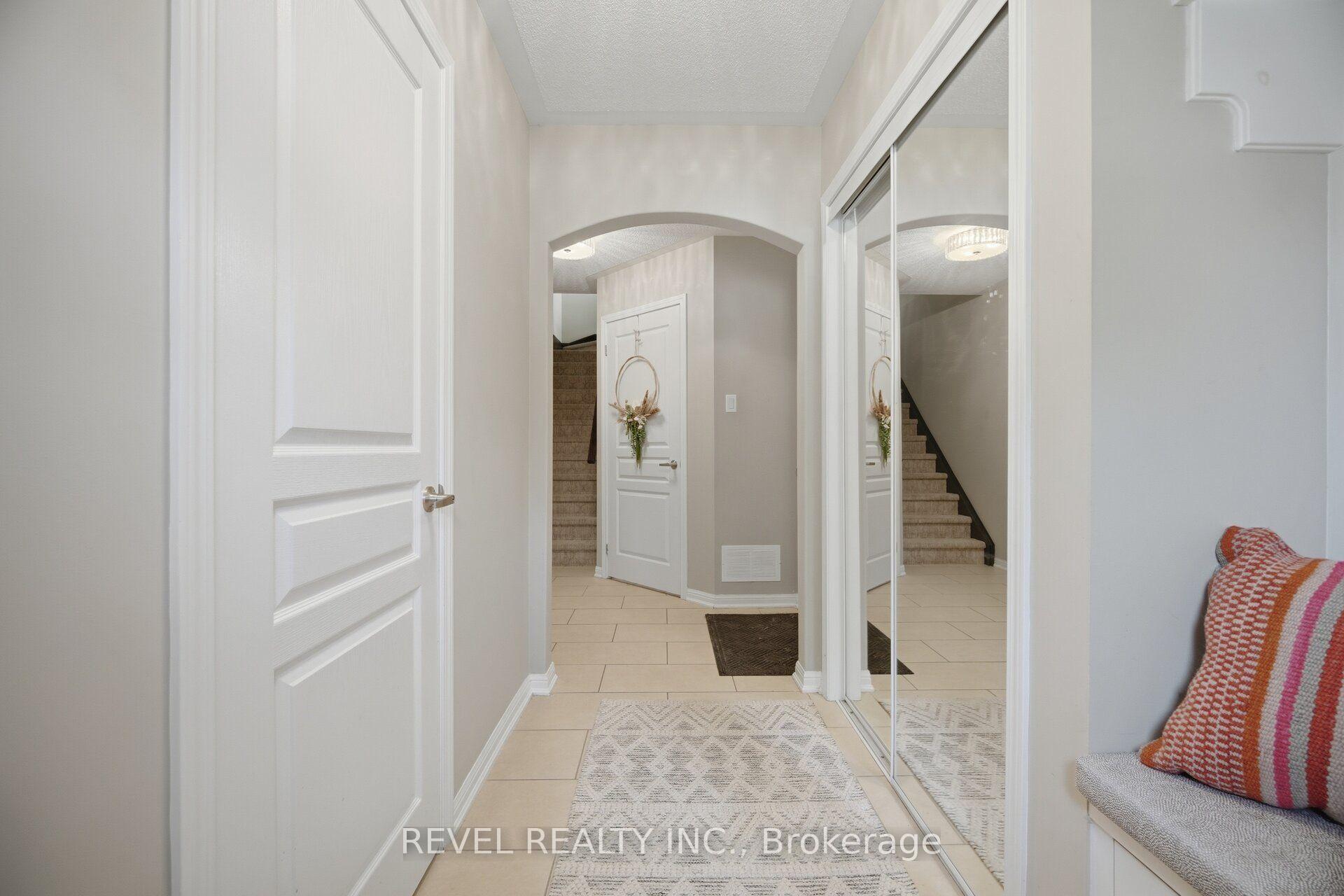 Photo 3 of 739 Challinor Terrace, Milton, Harrison — HOMEH