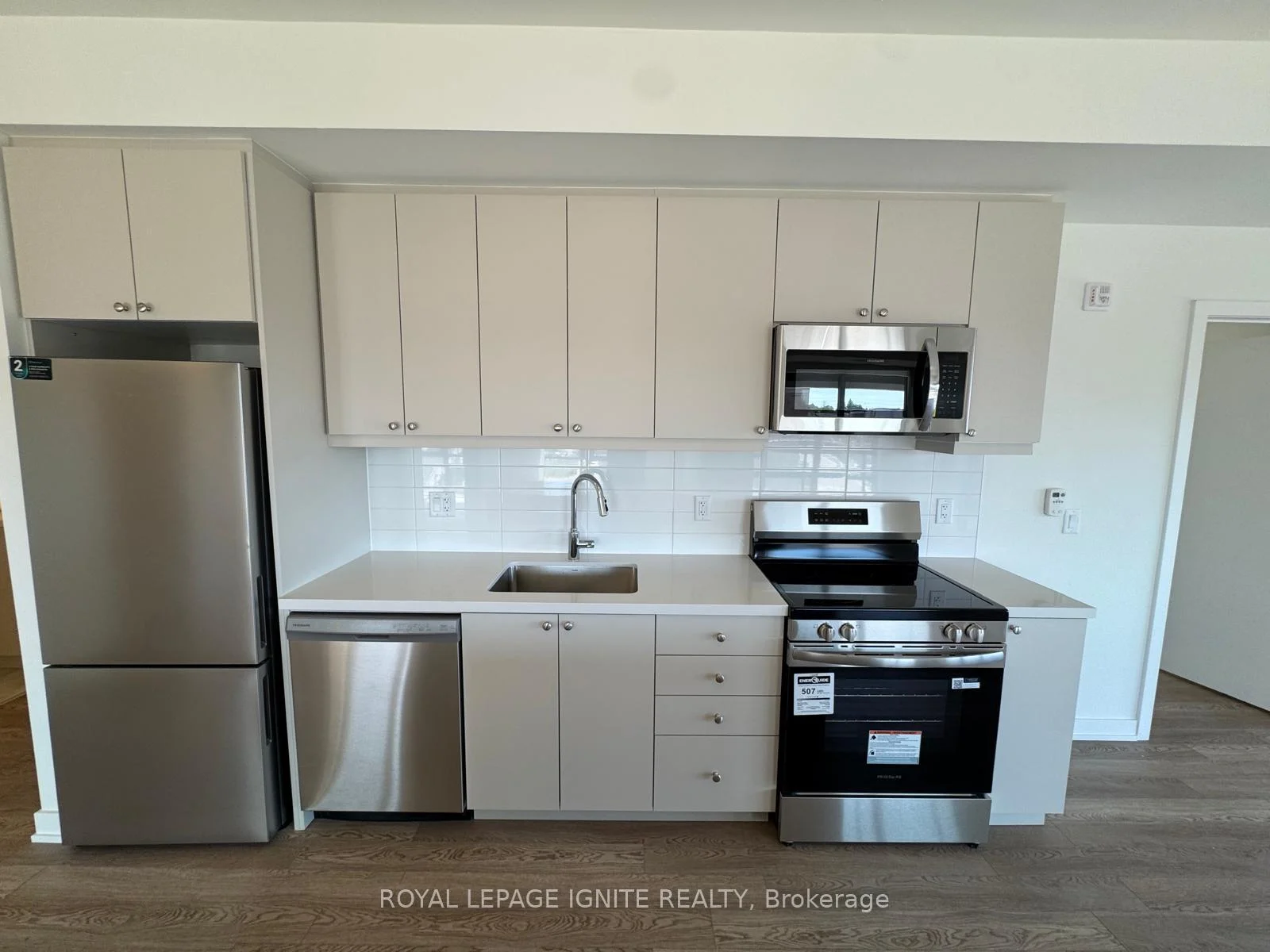 Photo 14 of Unit 924, 51 Clarington Boulevard, Clarington, Bowmanville — HOMEH
