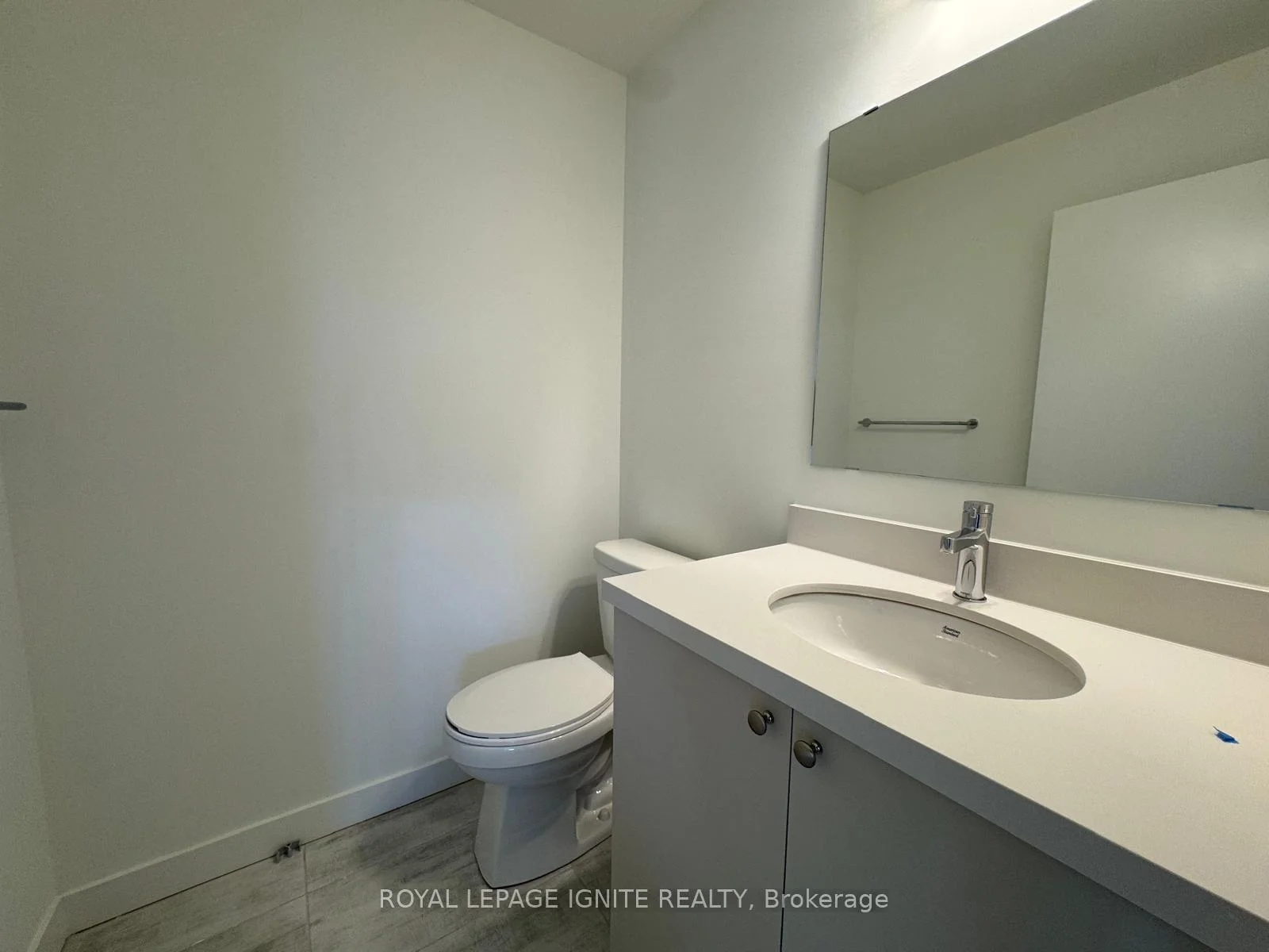 Photo 44 of Unit 924, 51 Clarington Boulevard, Clarington, Bowmanville — HOMEH