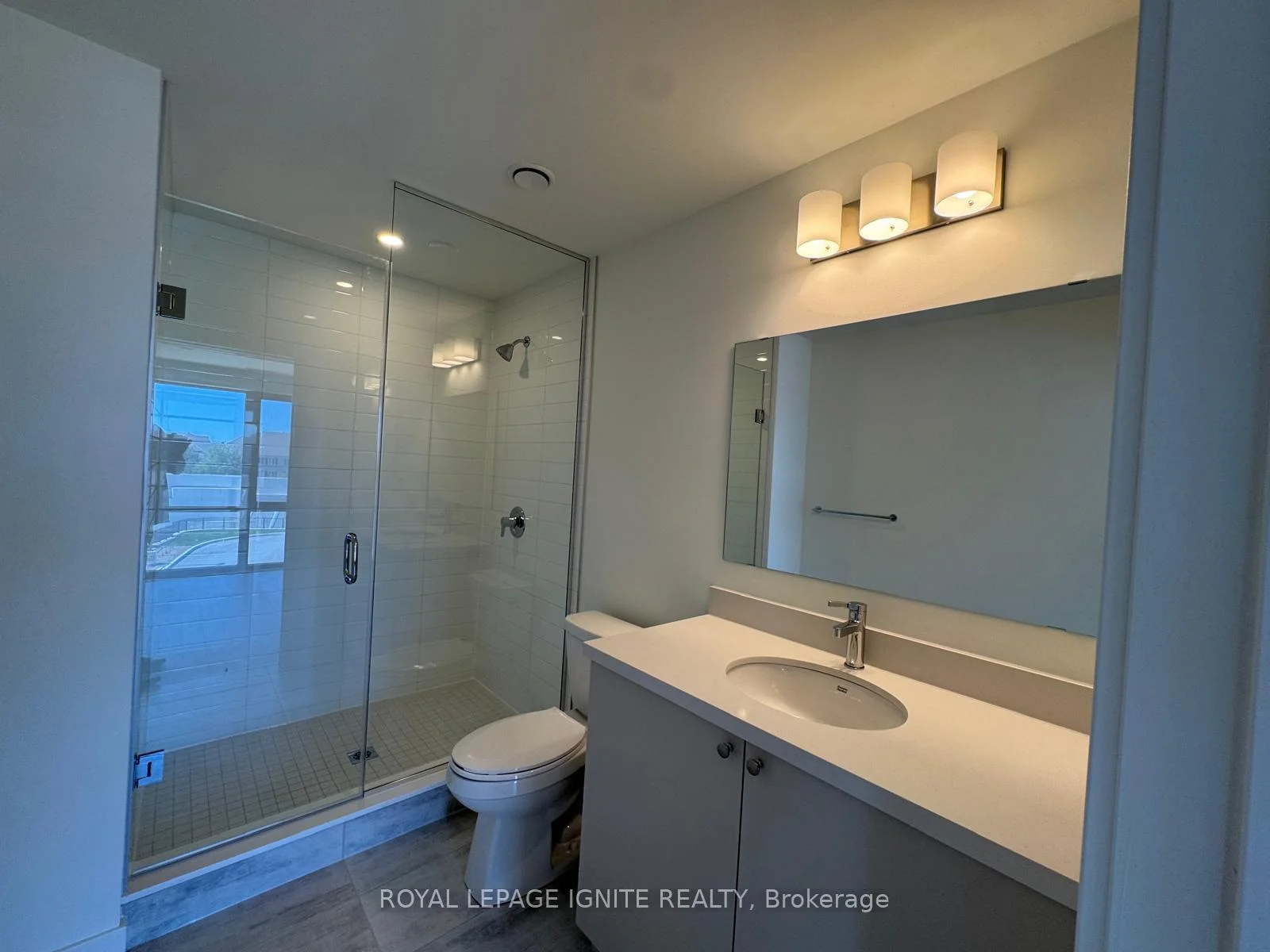 Photo 46 of Unit 924, 51 Clarington Boulevard, Clarington, Bowmanville — HOMEH