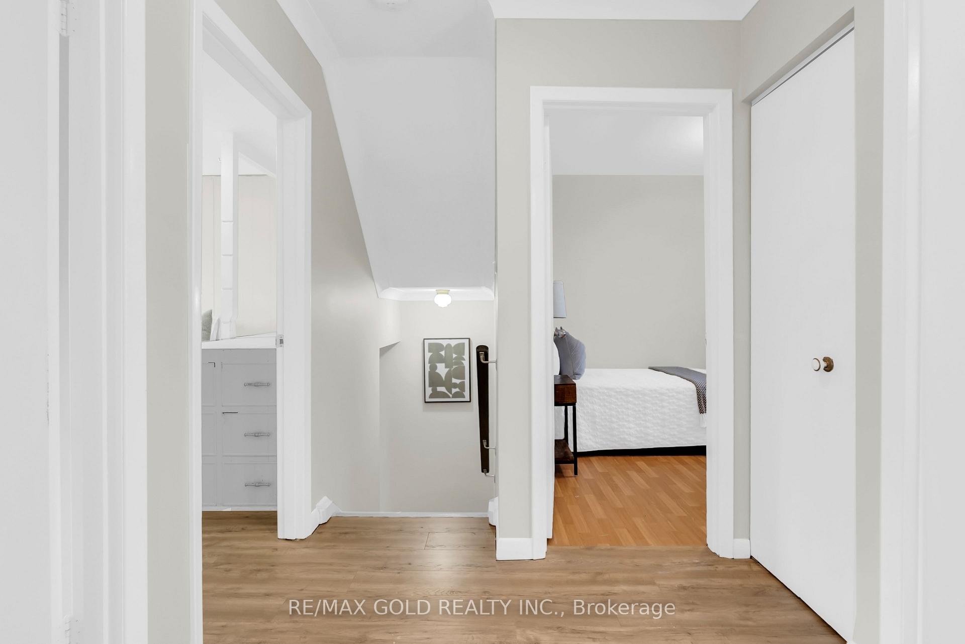 Photo 22 of 2520 Constable Road, Mississauga, Clarkson — HOMEH
