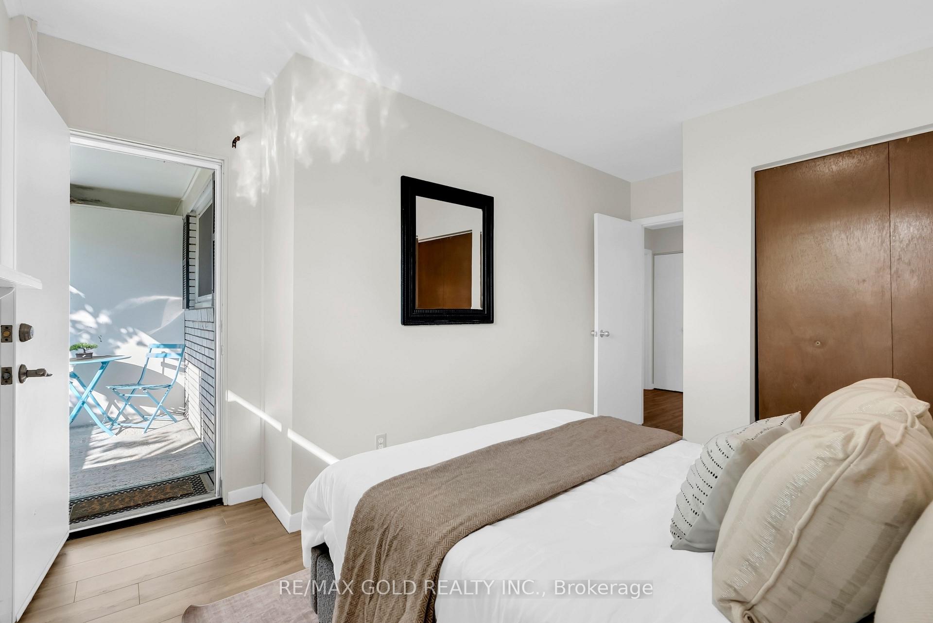 Photo 29 of 2520 Constable Road, Mississauga, Clarkson — HOMEH