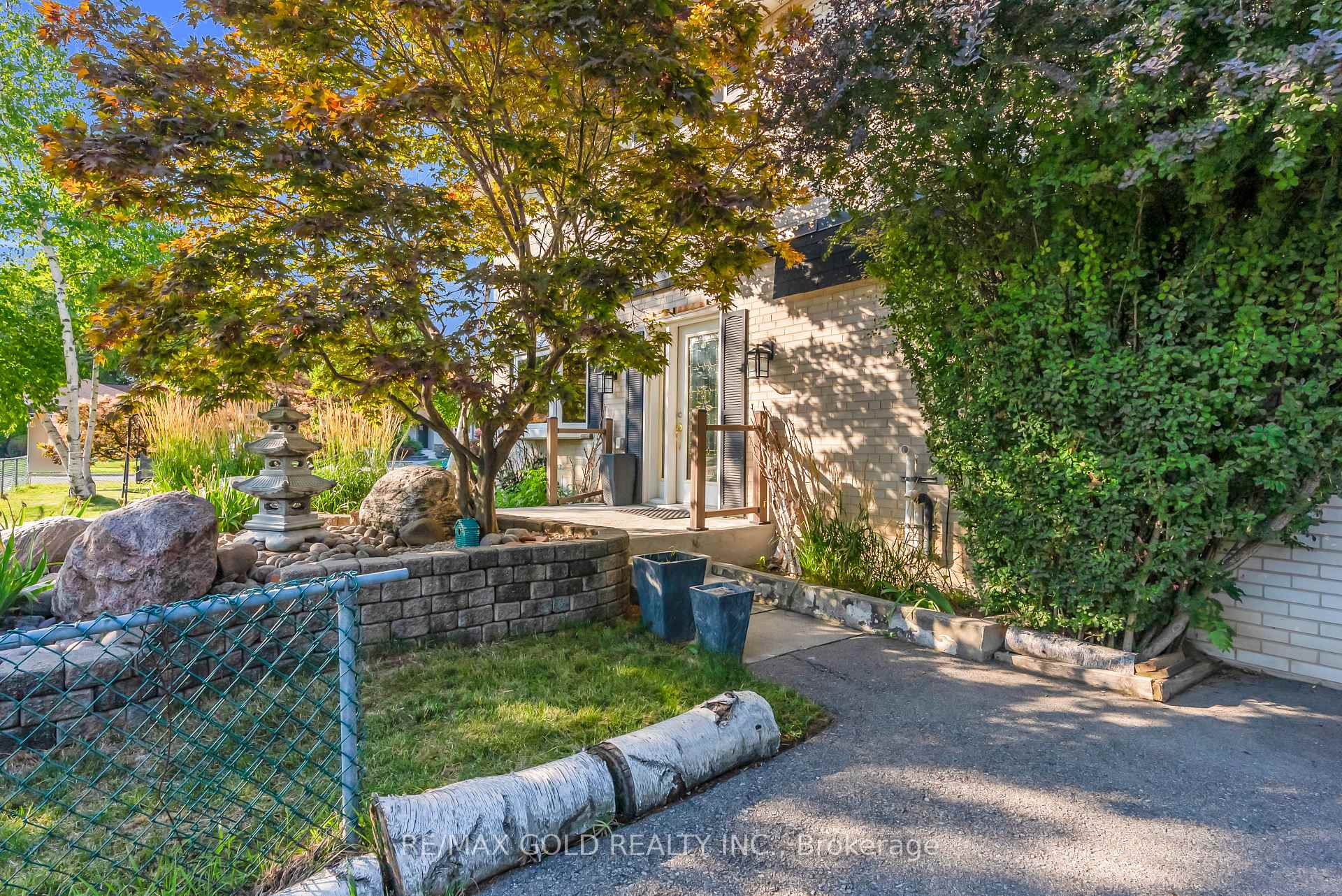 Photo 43 of 2520 Constable Road, Mississauga, Clarkson — HOMEH