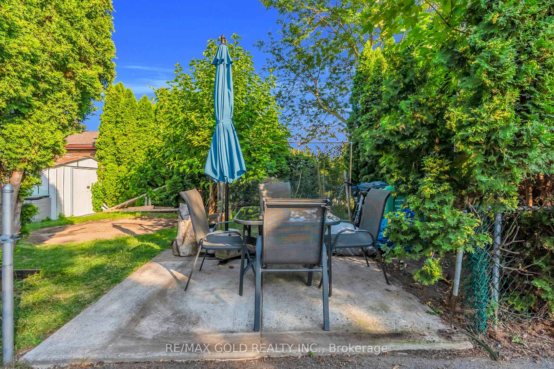 Photo 45 of 2520 Constable Road, Mississauga, Clarkson — HOMEH