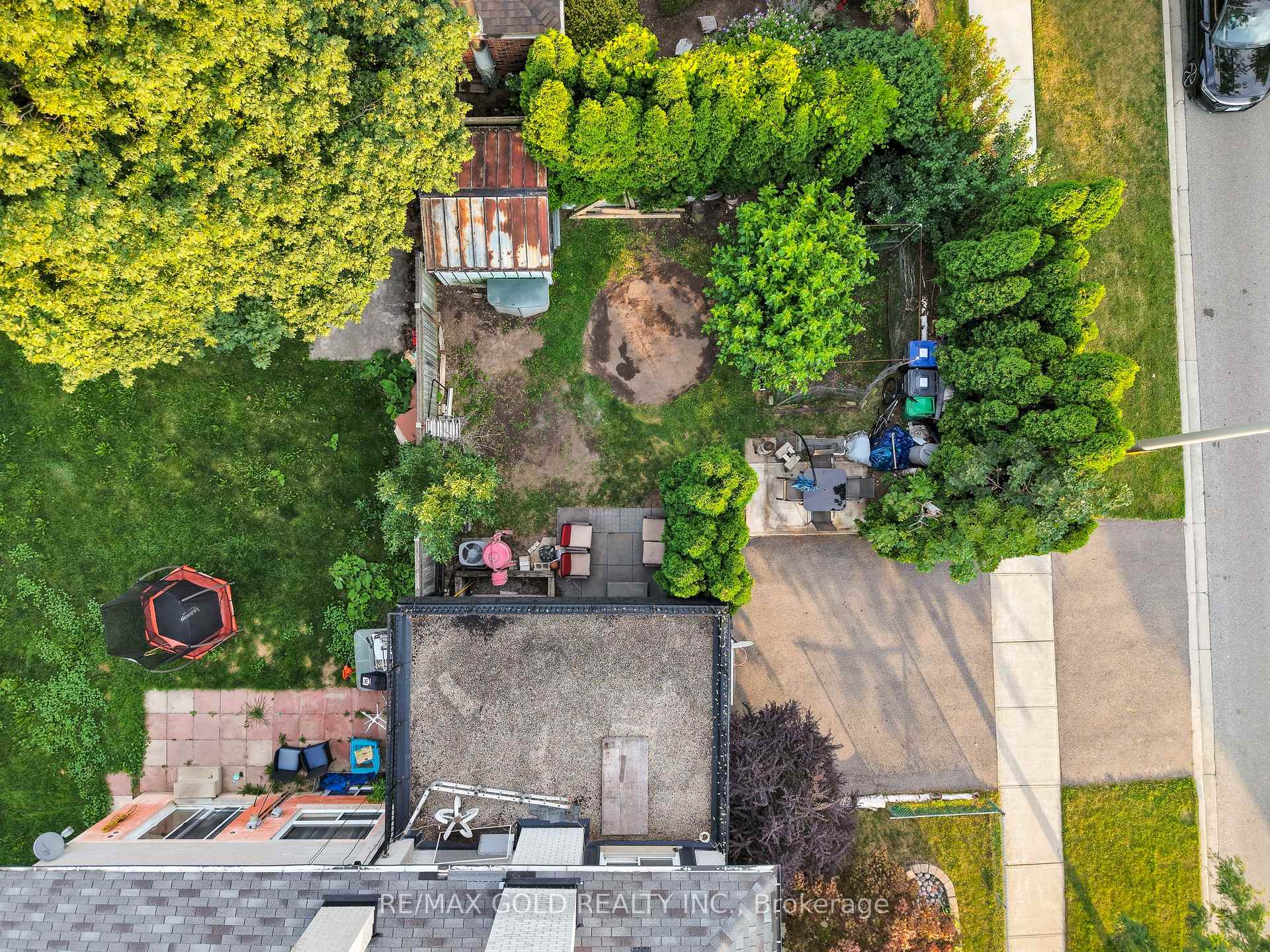 Photo 51 of 2520 Constable Road, Mississauga, Clarkson — HOMEH