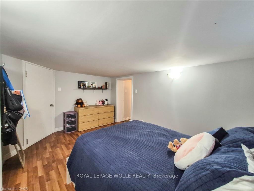 Photo 7 of Unit B, 326 Victoria Street, Kitchener, Cherry Hill — HOMEH