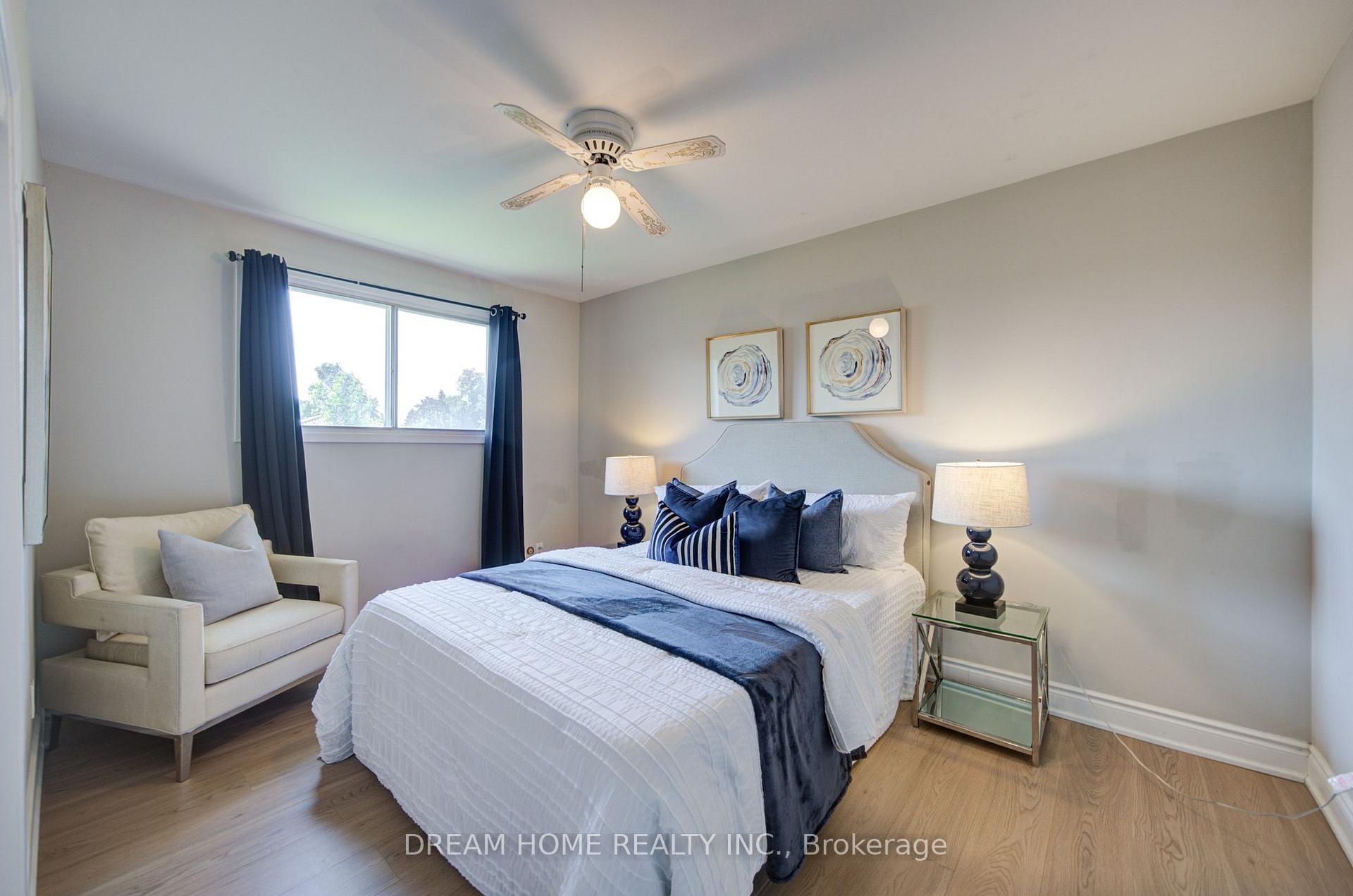 Photo 11 of 1323 Shamir Crescent, Mississauga, Erindale — HOMEH