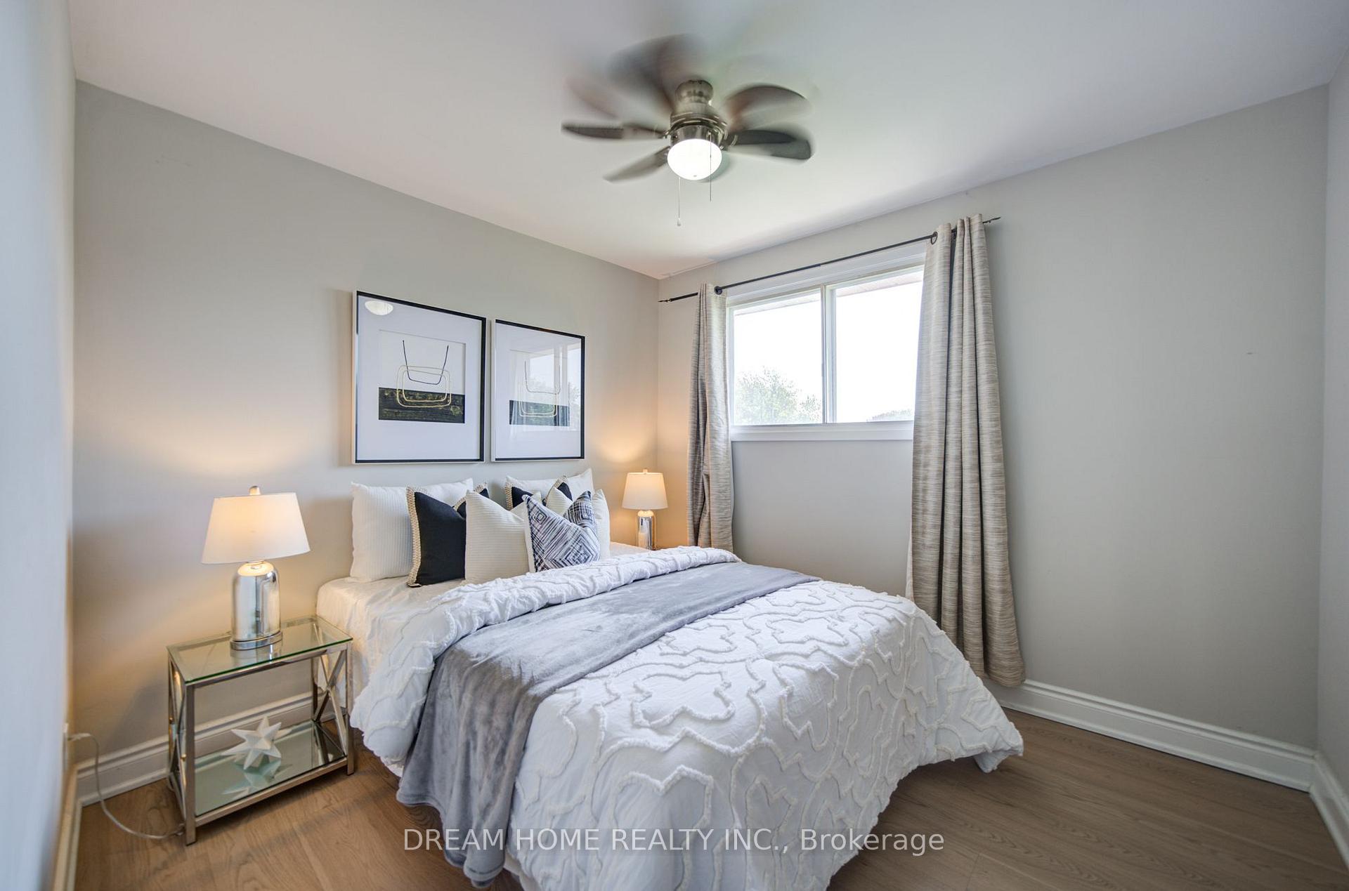 Photo 13 of 1323 Shamir Crescent, Mississauga, Erindale — HOMEH