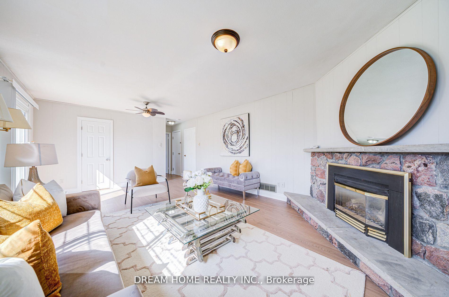 Photo 18 of 1323 Shamir Crescent, Mississauga, Erindale — HOMEH