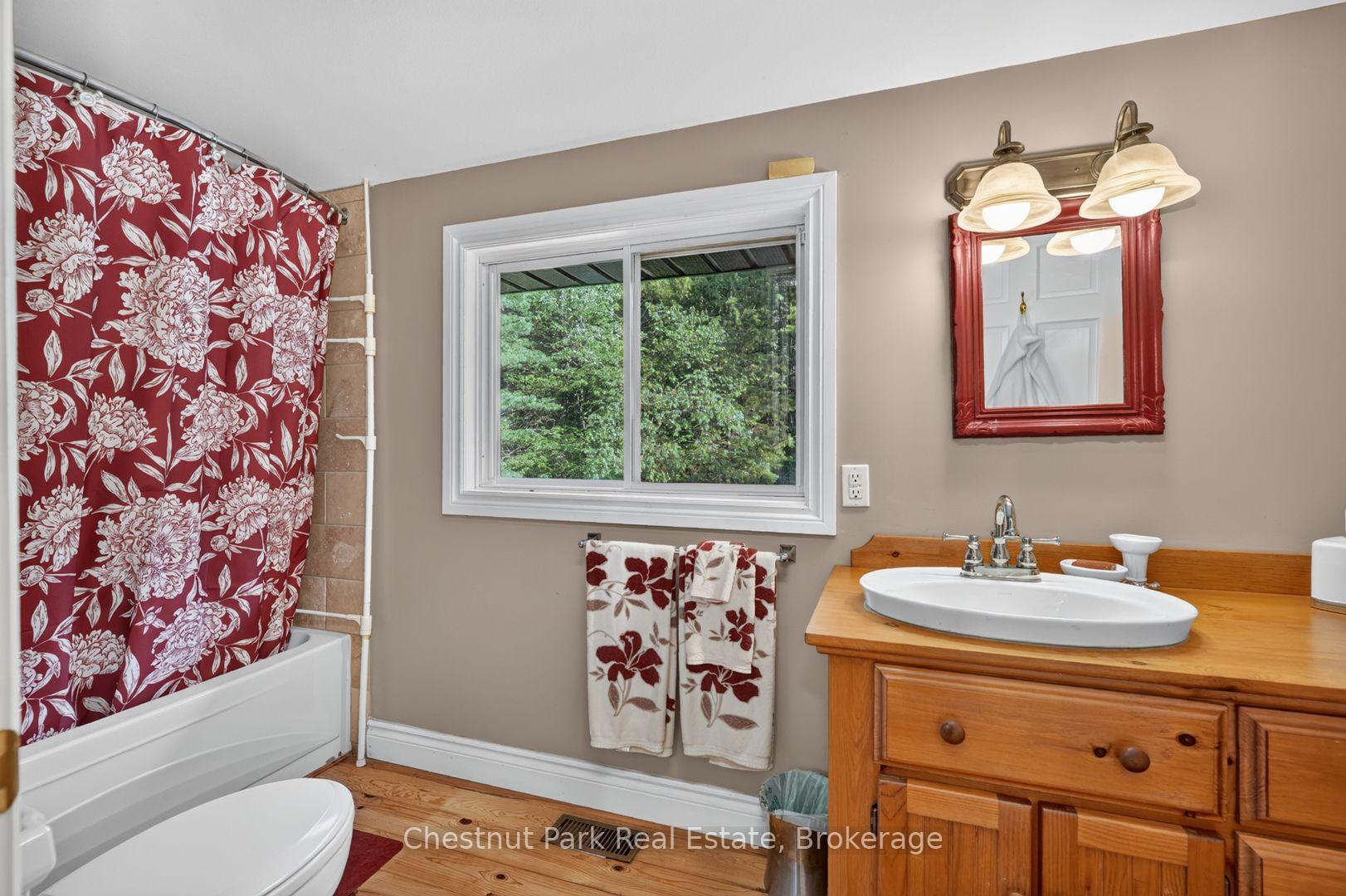 Photo 34 of 1212 Kirk Line E, Bracebridge, Macaulay — HOMEH