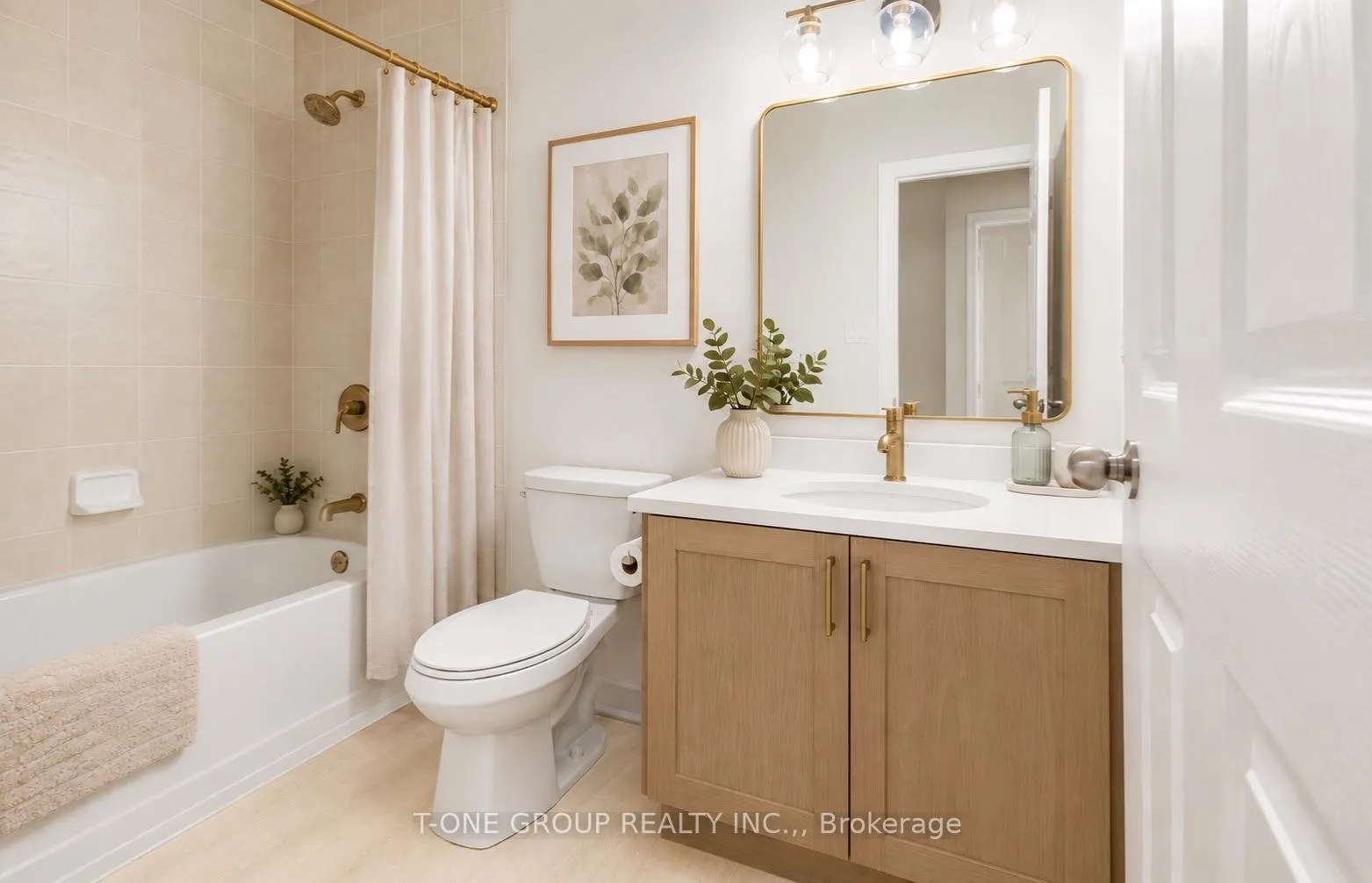 Photo 6 of 27 Sharbot Lane, Markham, Greensborough — HOMEH
