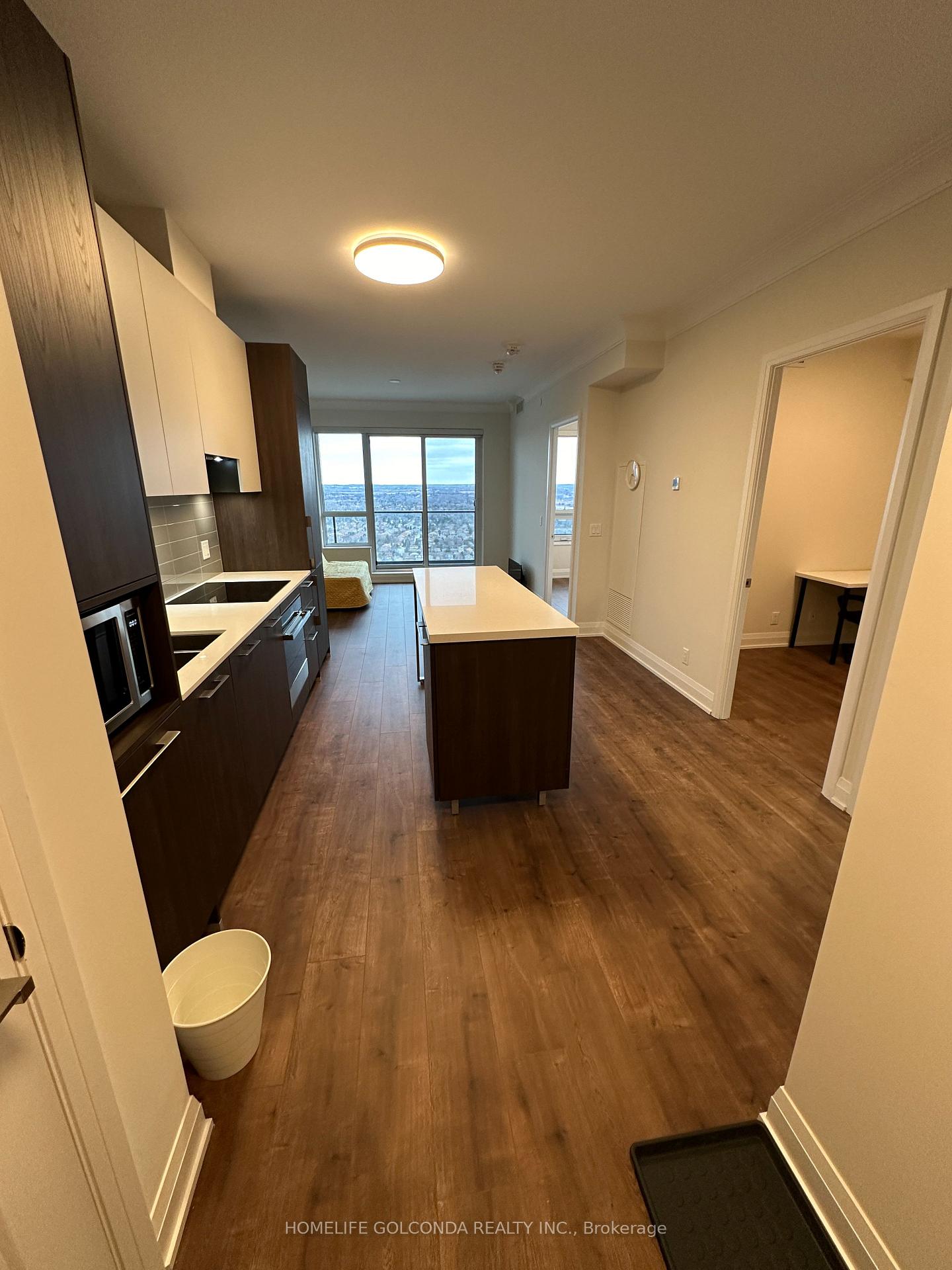 Photo 5 of Unit 4508, 8 Water Walk Drive, Markham, Unionville — HOMEH