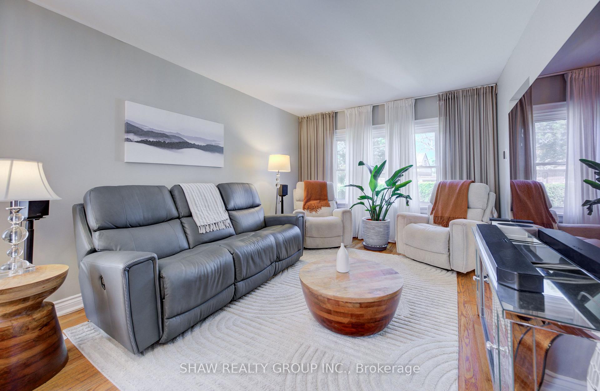 Photo 8 of 209 Belleview Avenue, Kitchener, Heritage Park - Kitchener — HOMEH
