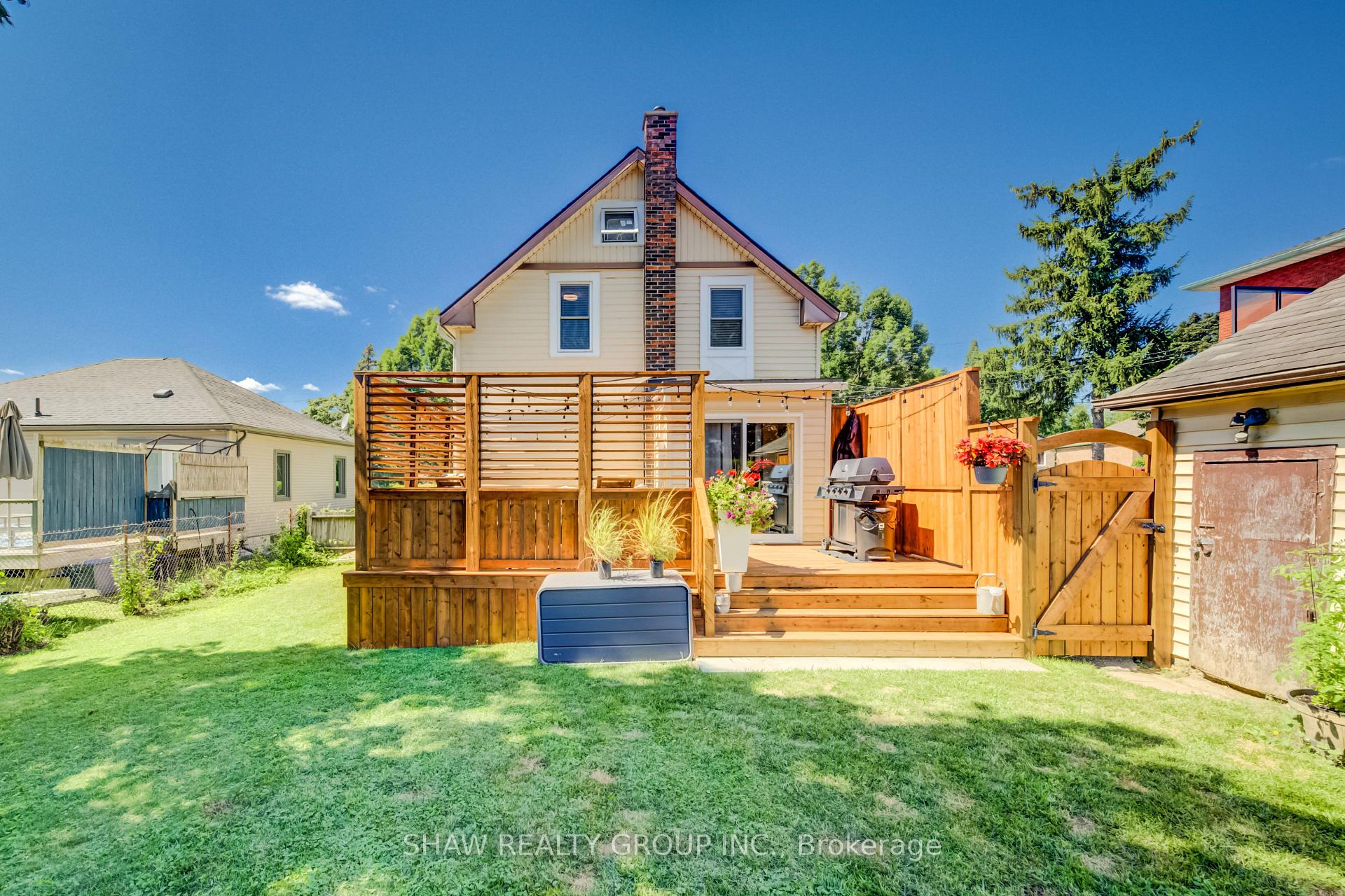 Photo 33 of 209 Belleview Avenue, Kitchener, Heritage Park - Kitchener — HOMEH