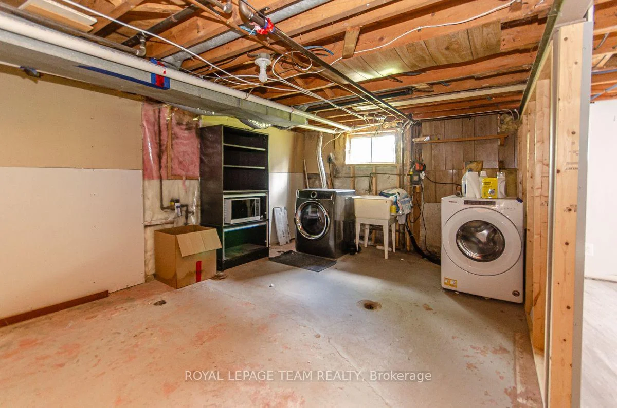 Photo 31 of 84 Starwood Road, Ottawa, Meadowlands/St. Claire Gardens — HOMEH