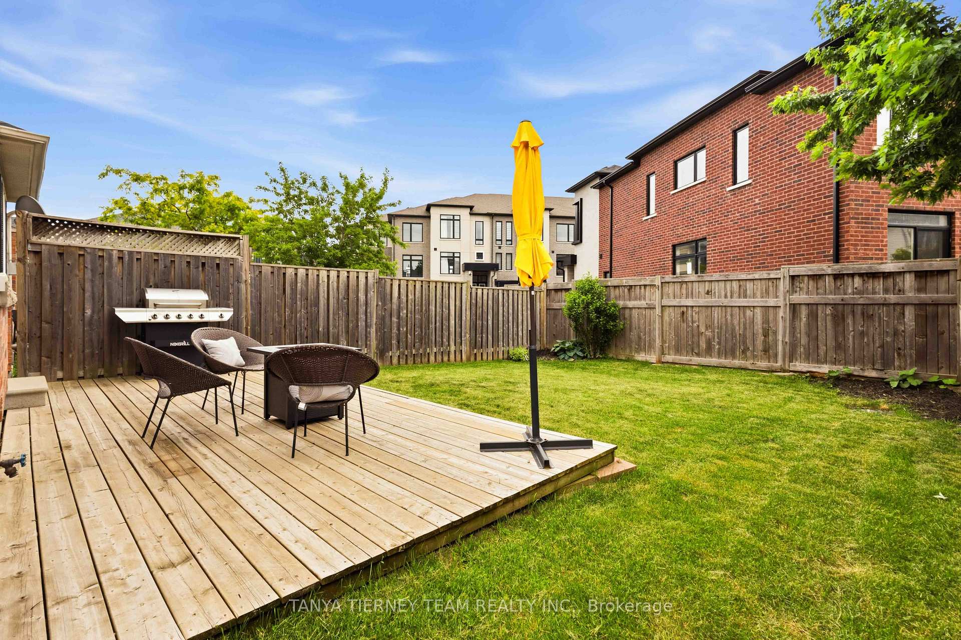 Photo 43 of 70 Tempo Way, Whitby, Brooklin — HOMEH