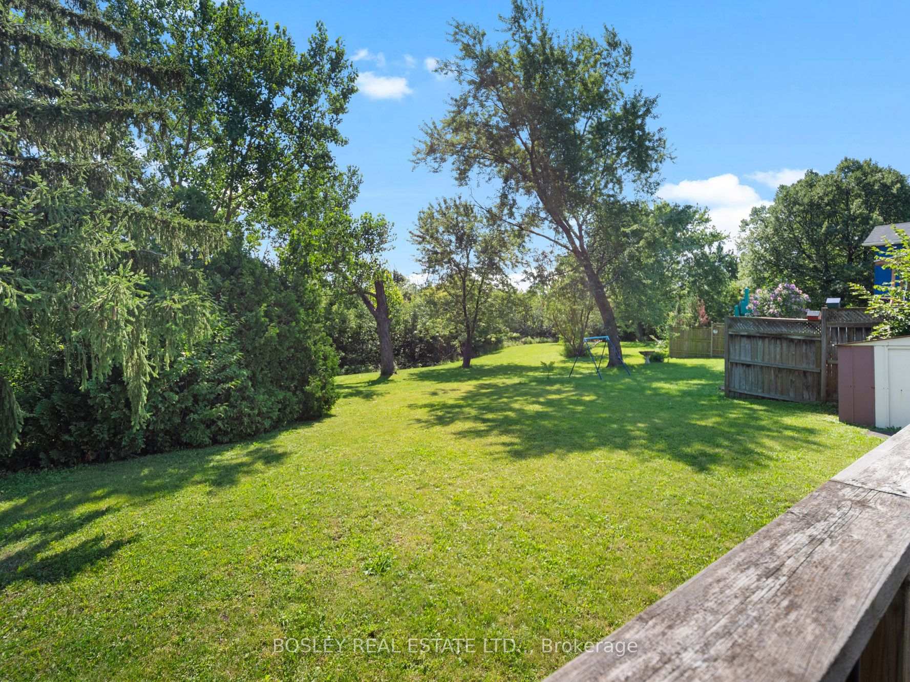 Photo 13 of 29 Carriage Road, St. Catharines, Secord Woods — HOMEH