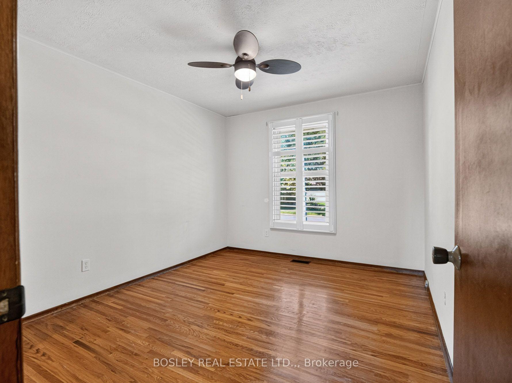 Photo 14 of 29 Carriage Road, St. Catharines, Secord Woods — HOMEH