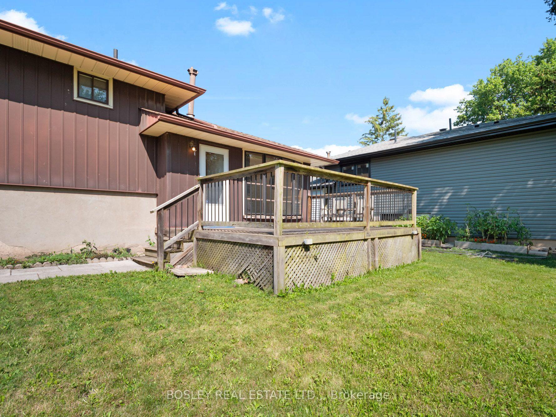 Photo 29 of 29 Carriage Road, St. Catharines, Secord Woods — HOMEH
