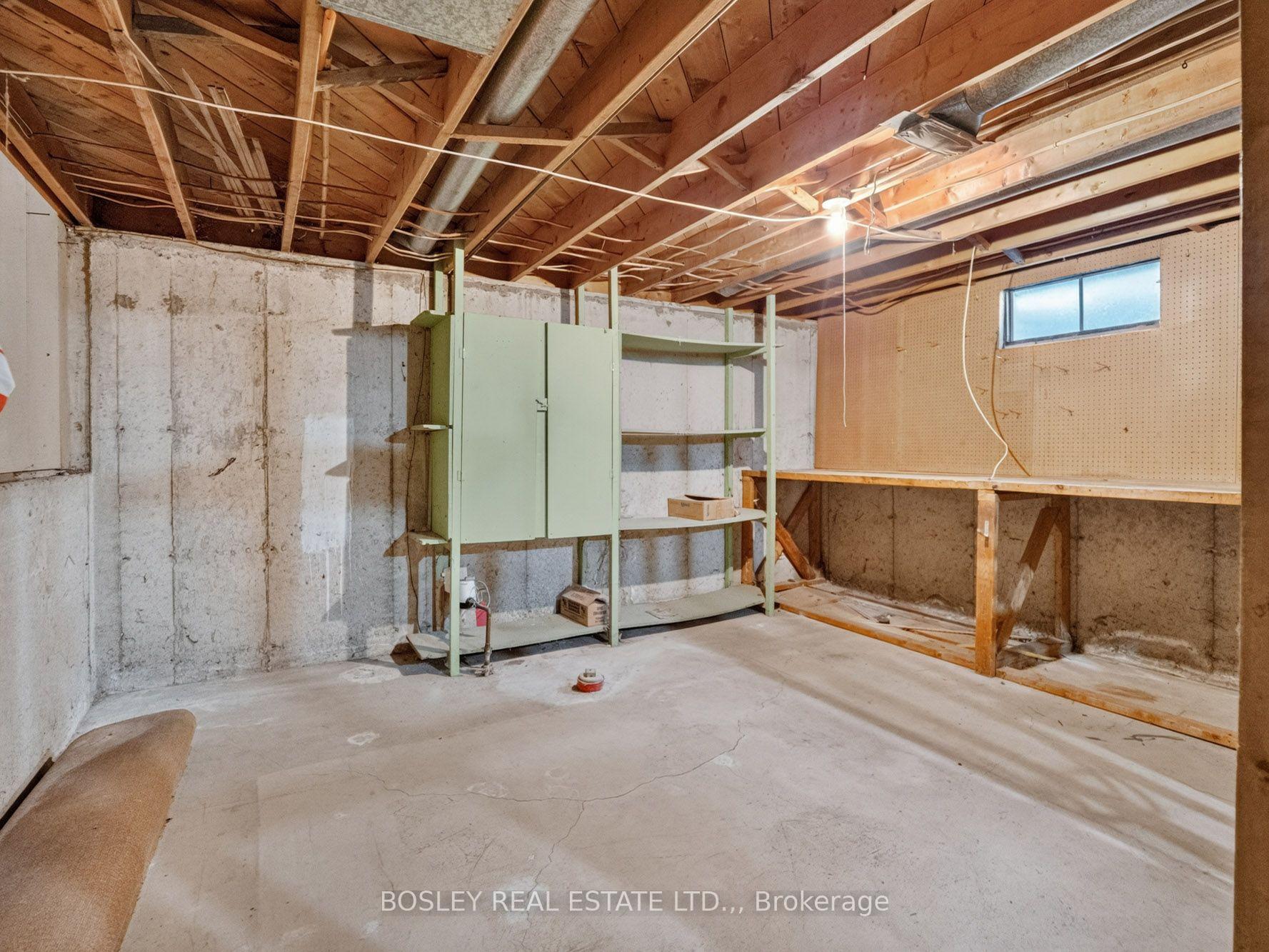 Photo 37 of 29 Carriage Road, St. Catharines, Secord Woods — HOMEH
