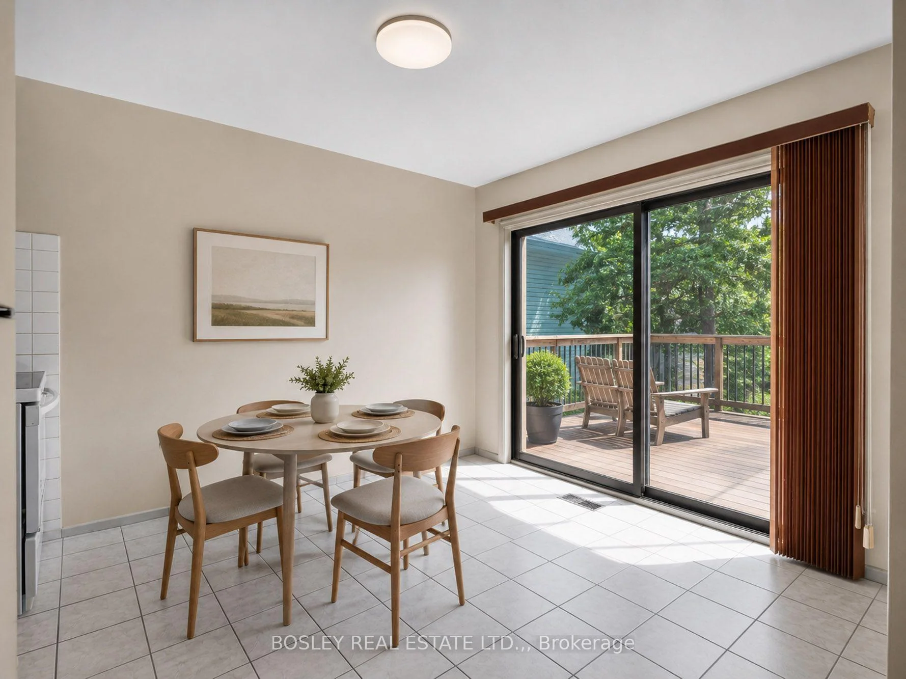 Photo 12 of 29 Carriage Road, St. Catharines, Secord Woods — HOMEH