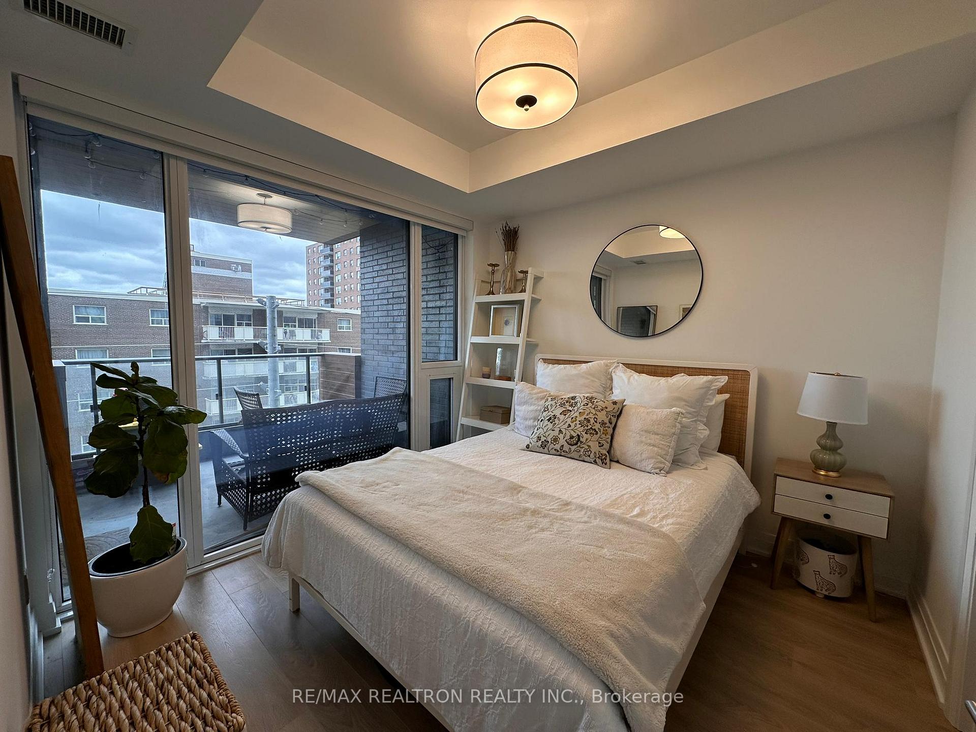 Photo 20 of Unit 612, 21 Park Street E, Mississauga, Port Credit — HOMEH