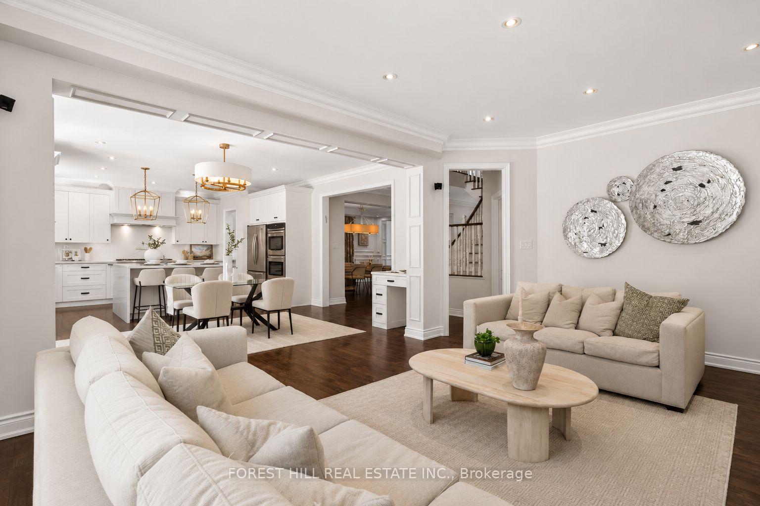 Photo 14 of 110 Cook's Mill Crescent, Vaughan, Patterson — HOMEH