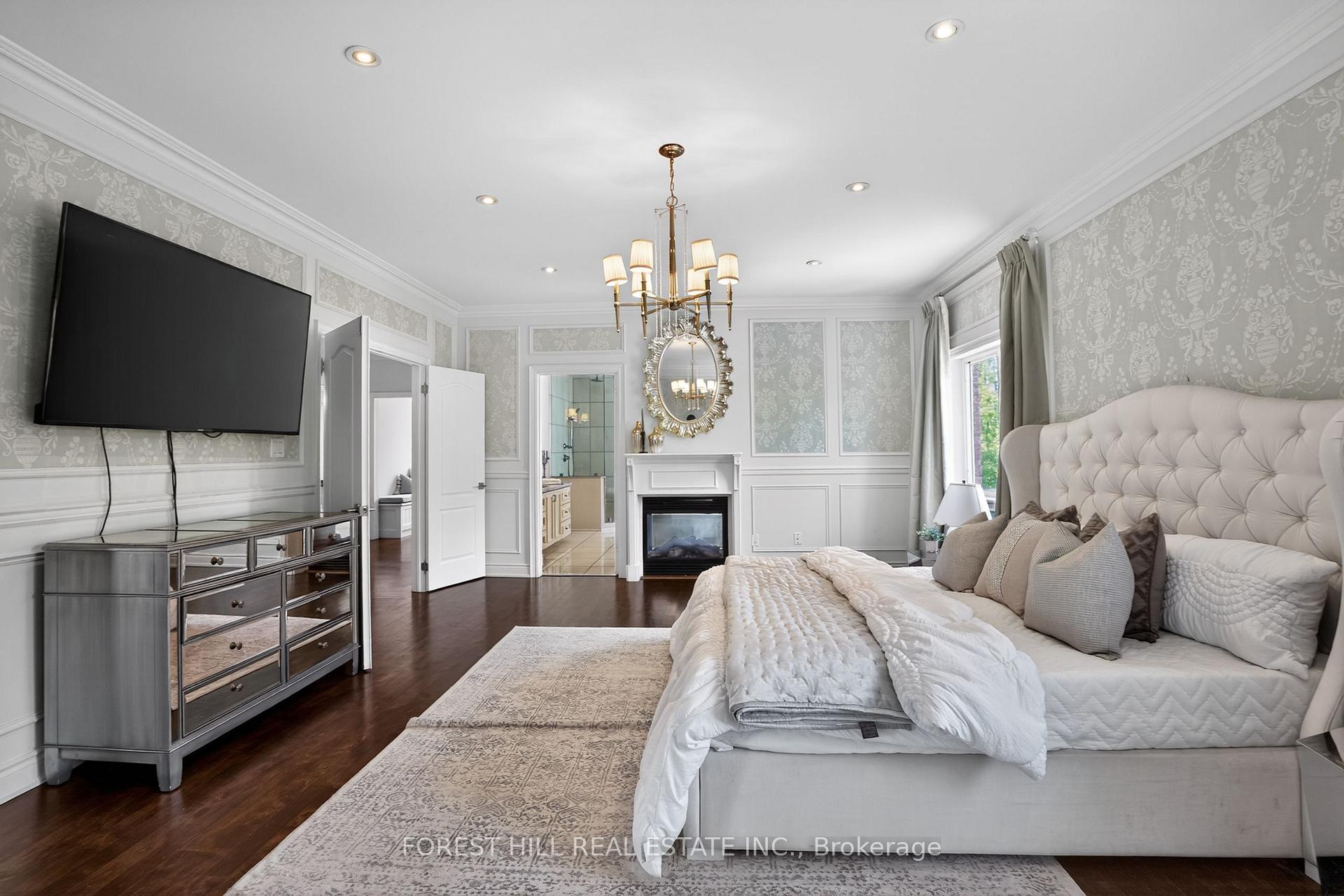 Photo 22 of 110 Cook's Mill Crescent, Vaughan, Patterson — HOMEH