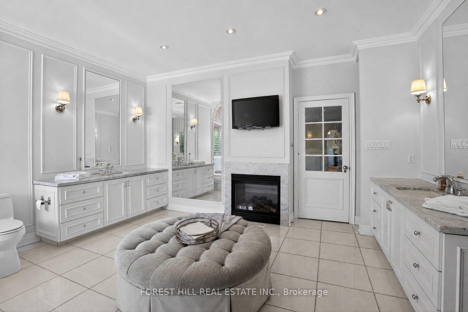 Photo 25 of 110 Cook's Mill Crescent, Vaughan, Patterson — HOMEH