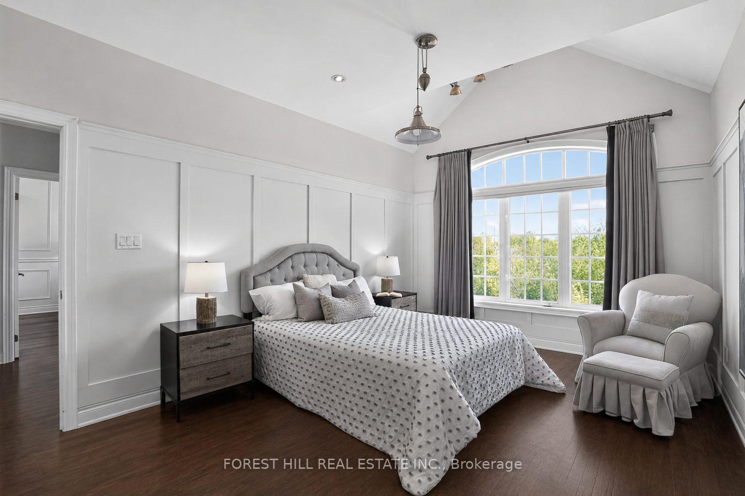 Photo 29 of 110 Cook's Mill Crescent, Vaughan, Patterson — HOMEH
