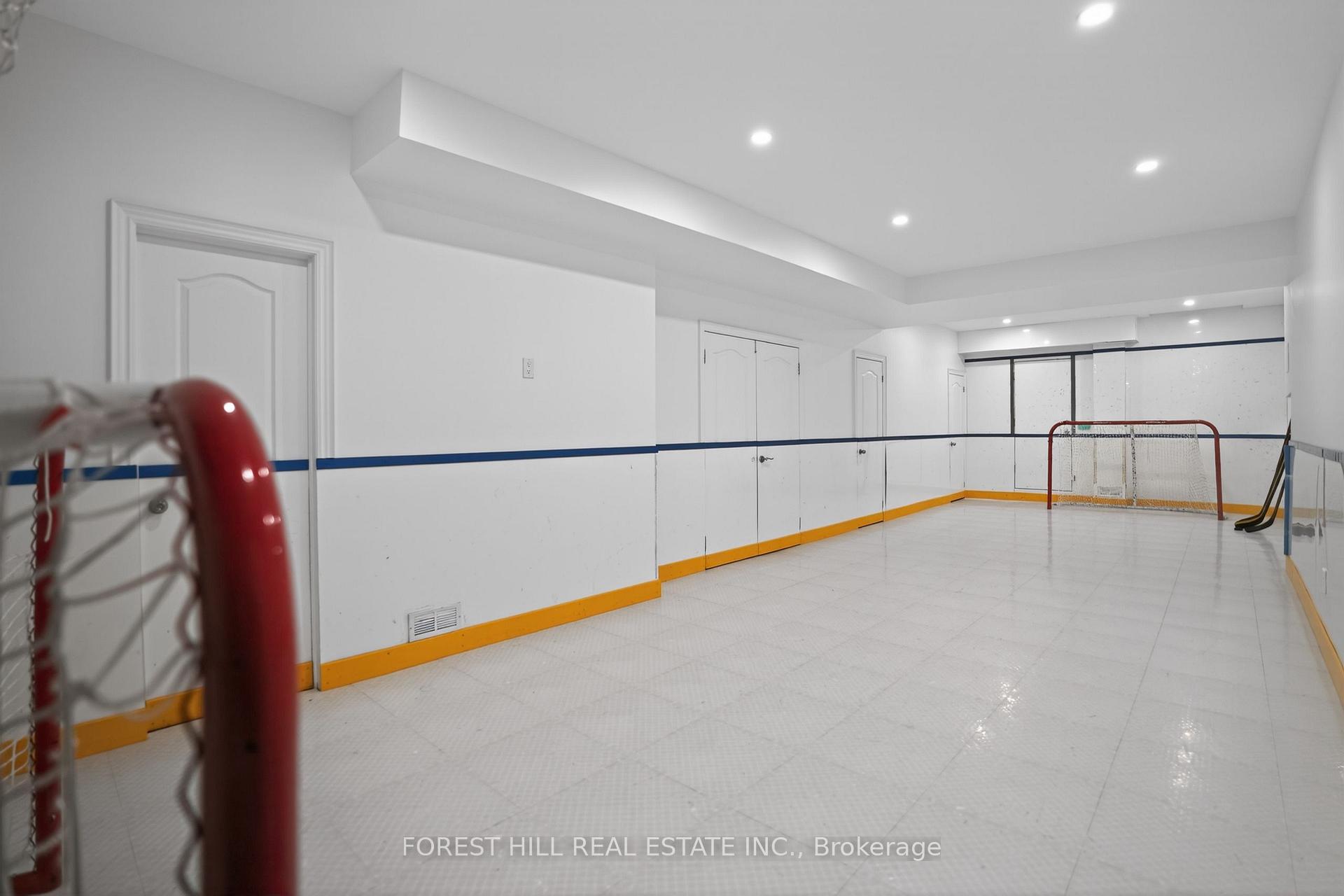 Photo 37 of 110 Cook's Mill Crescent, Vaughan, Patterson — HOMEH