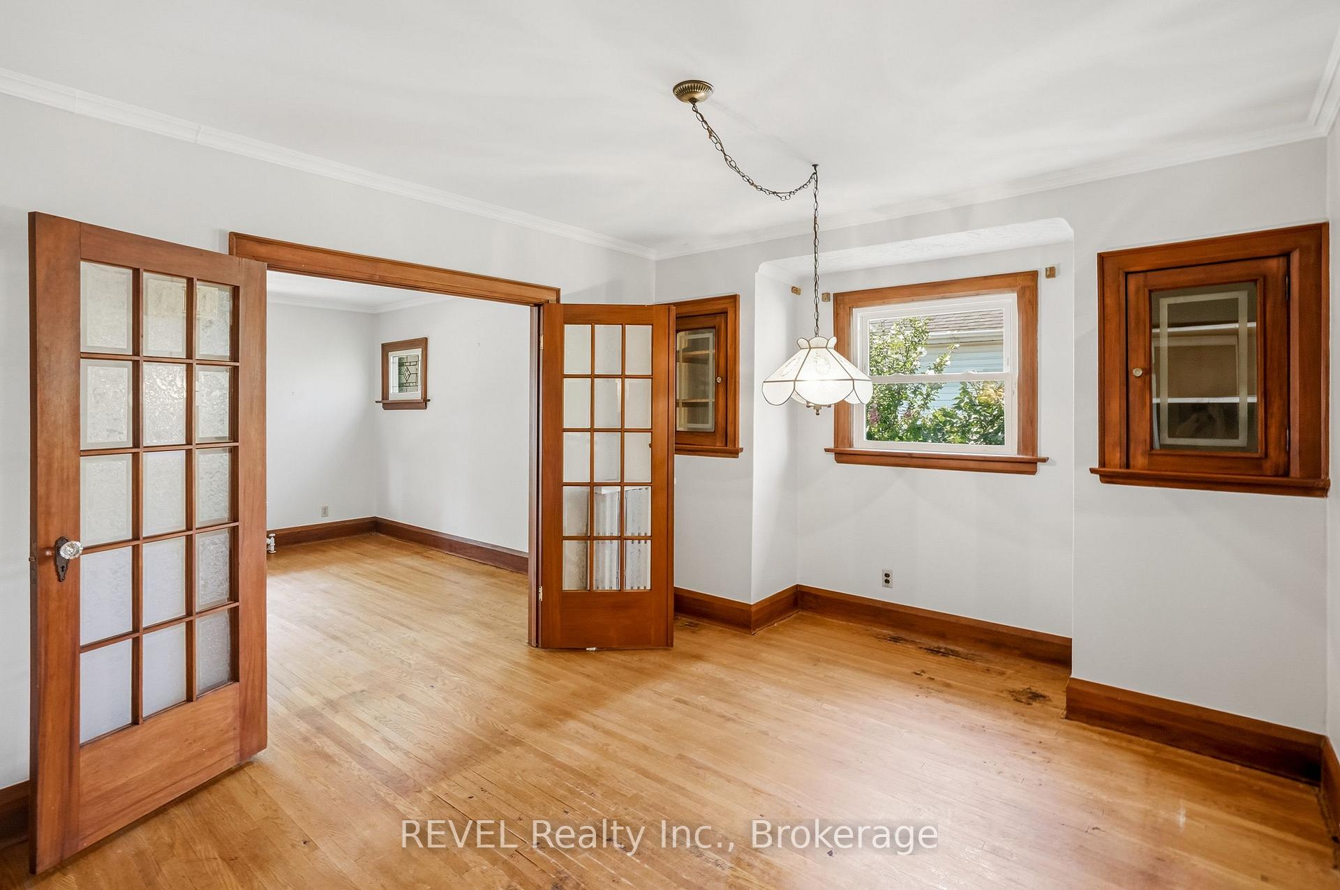 Photo 12 of 66 Permilla Street, St. Catharines, Ridley — HOMEH