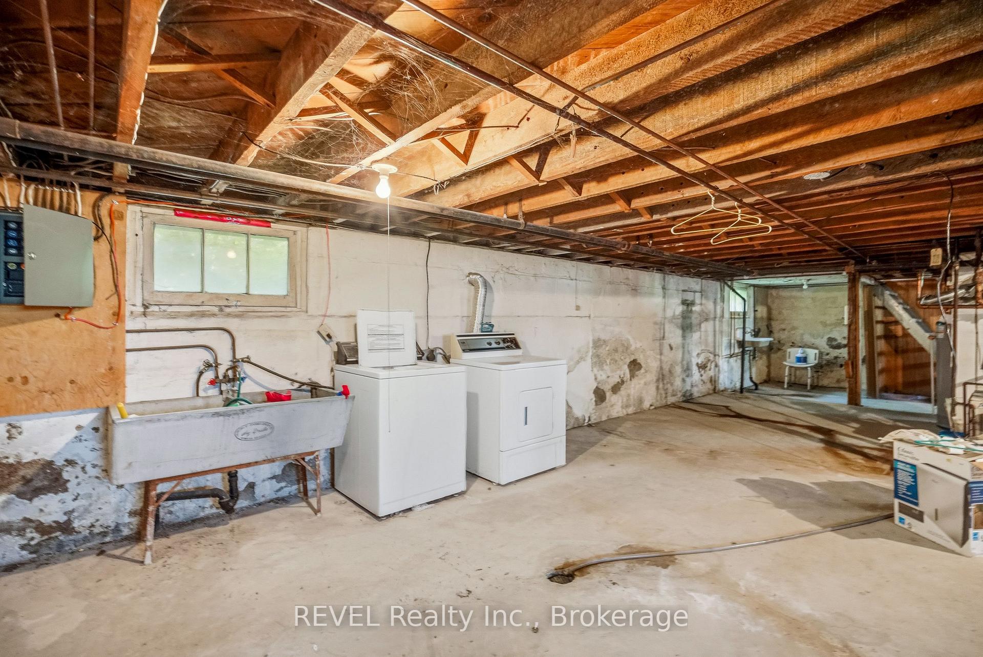 Photo 23 of 66 Permilla Street, St. Catharines, Ridley — HOMEH